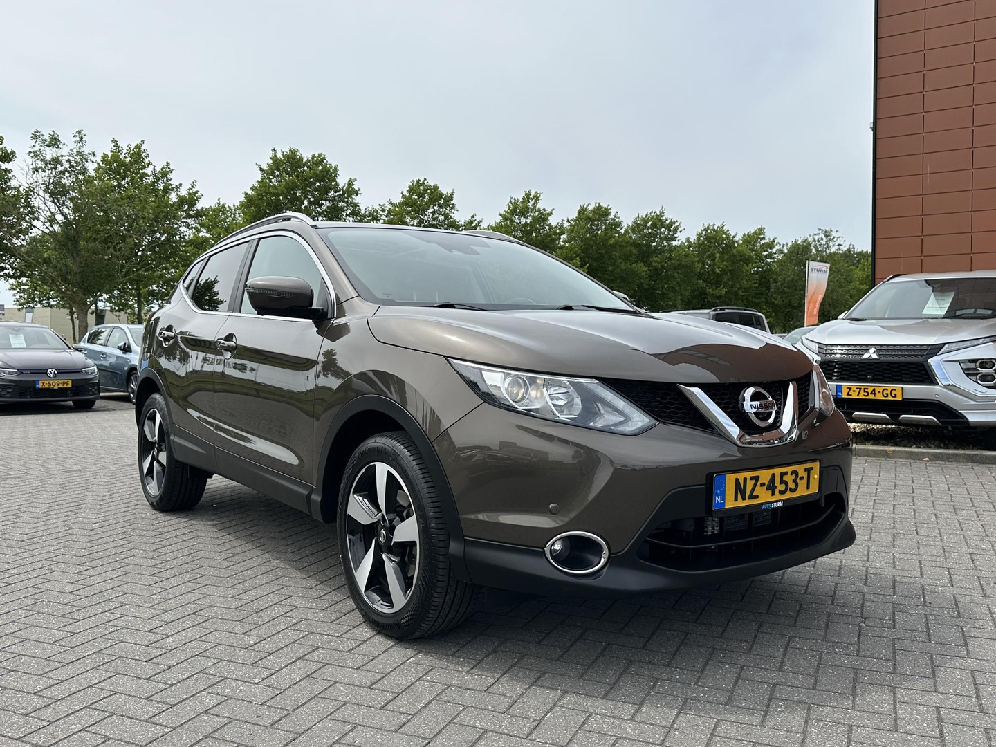 Nissan Nissan