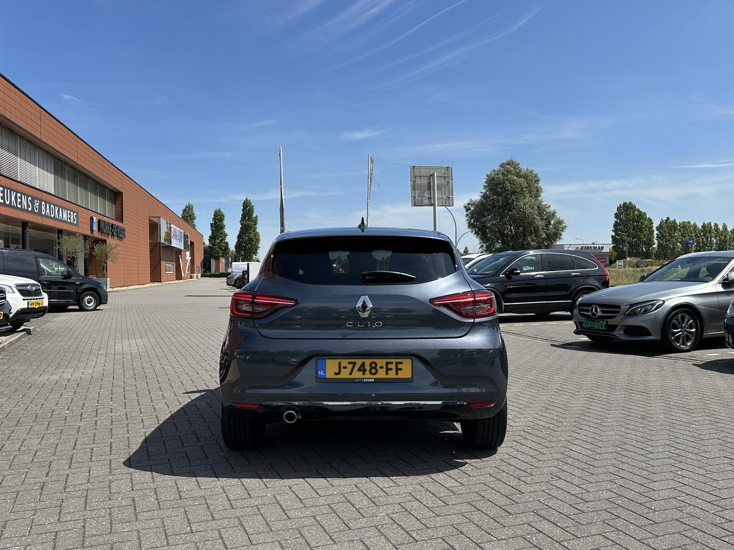 Renault Renault