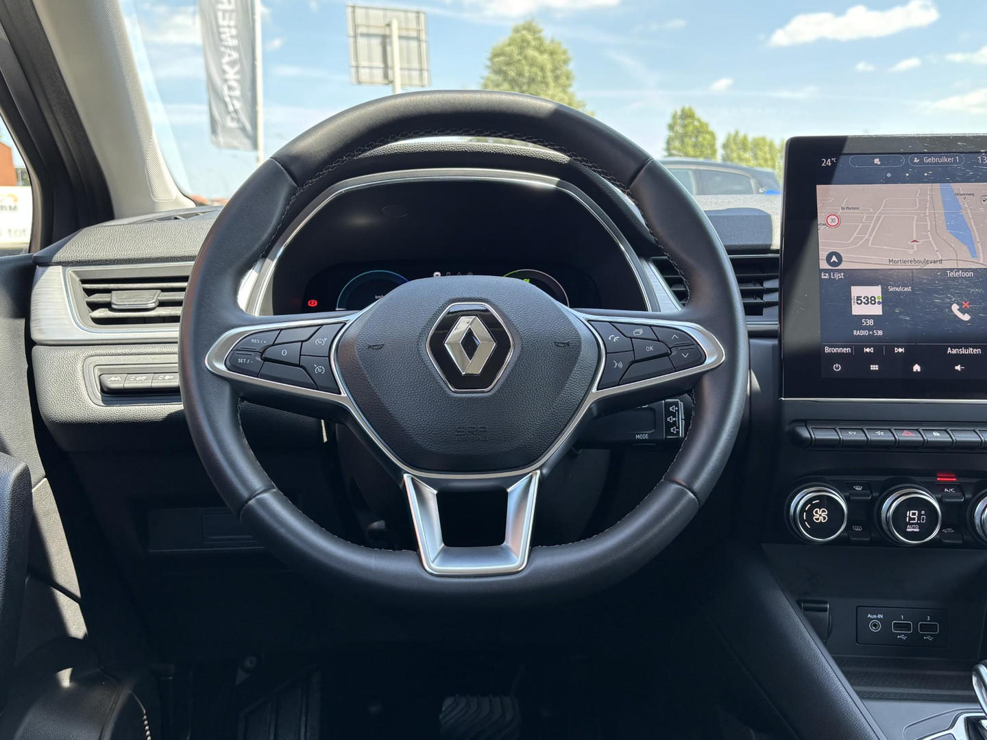 Renault Renault