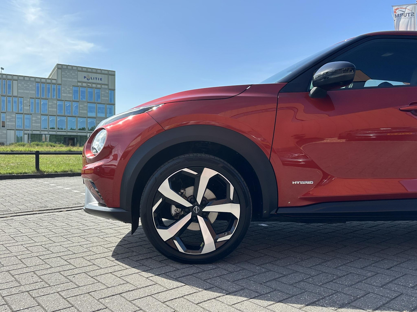 Nissan Nissan