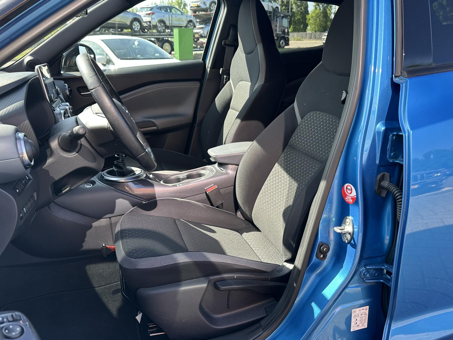 Nissan Nissan