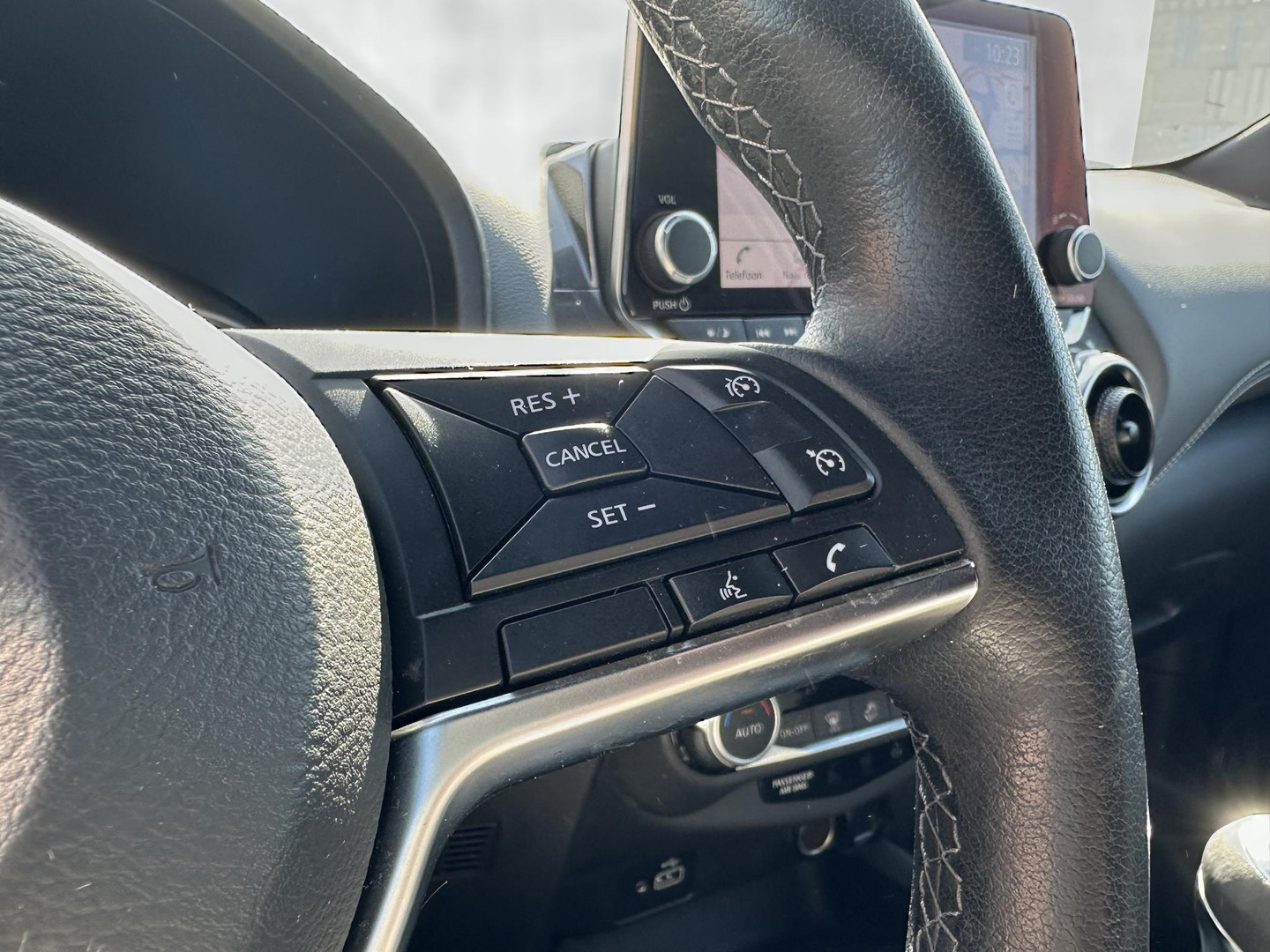 Nissan Nissan
