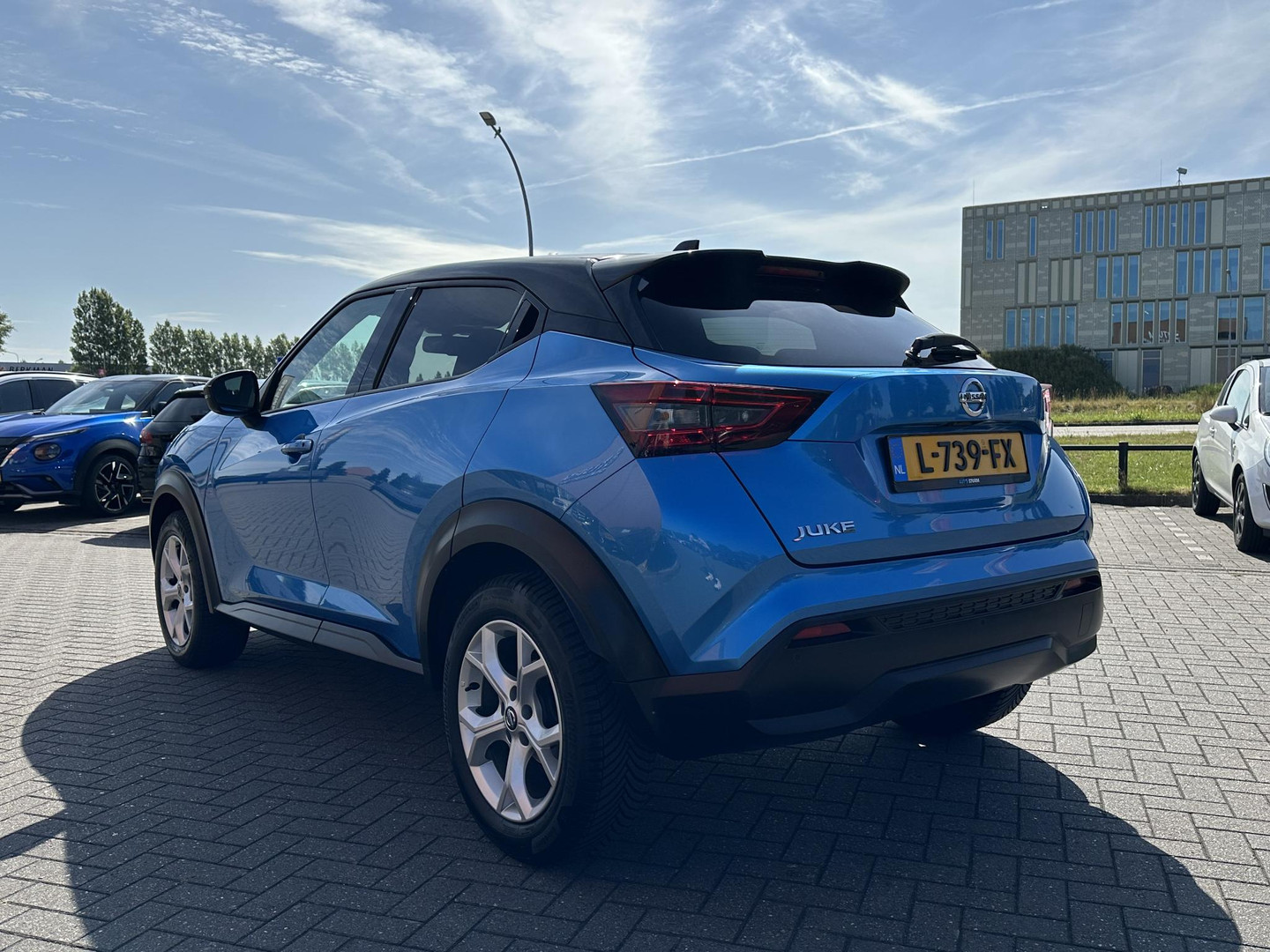 Nissan Nissan