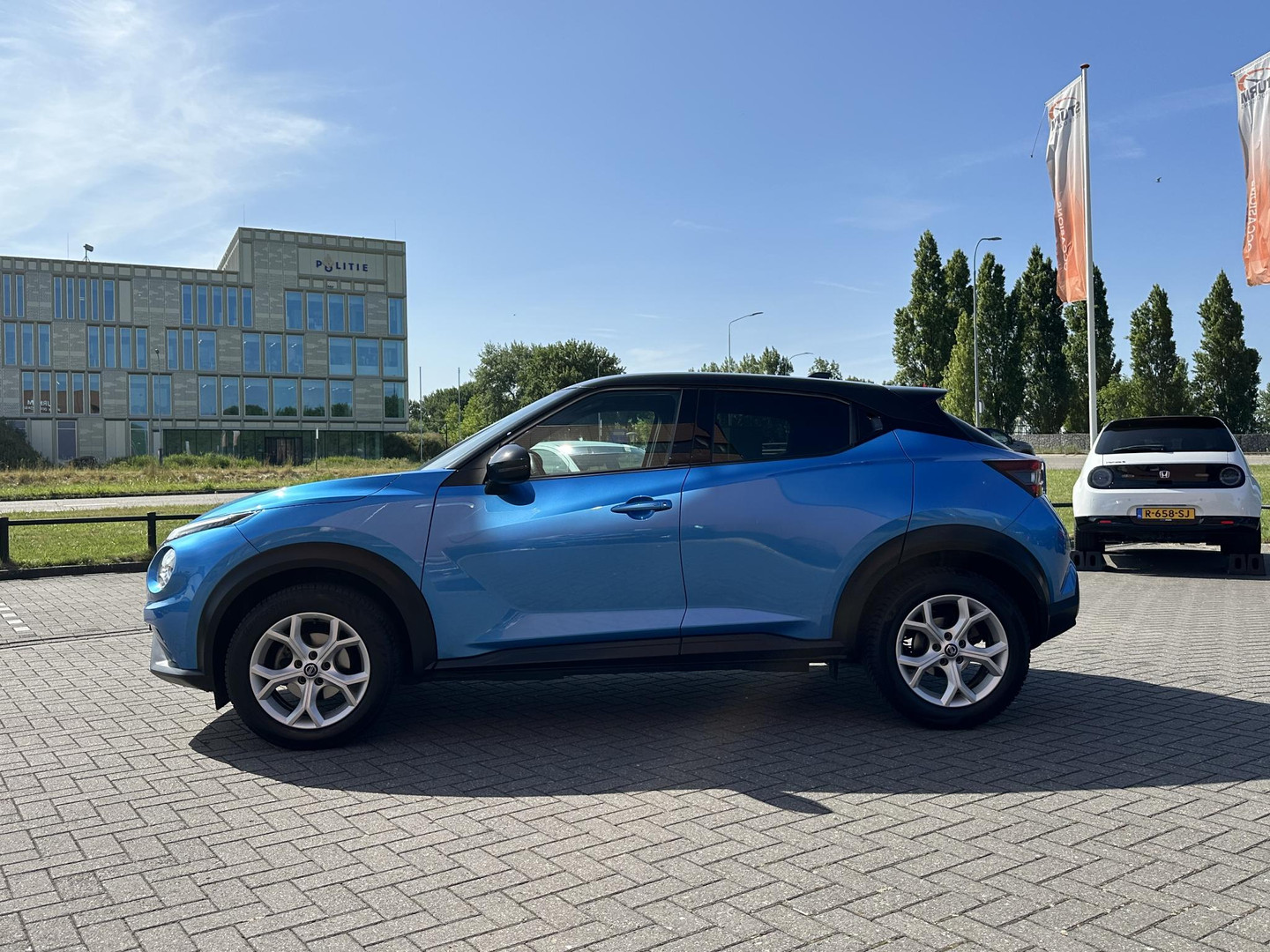 Nissan Nissan