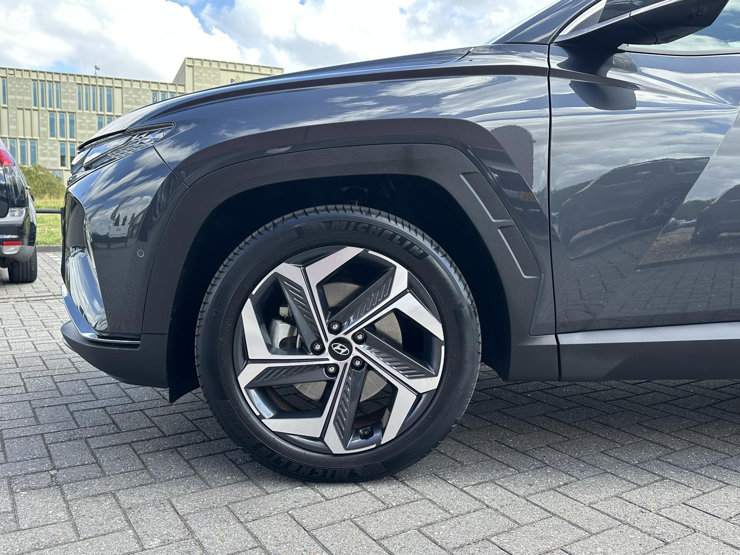Hyundai Hyundai