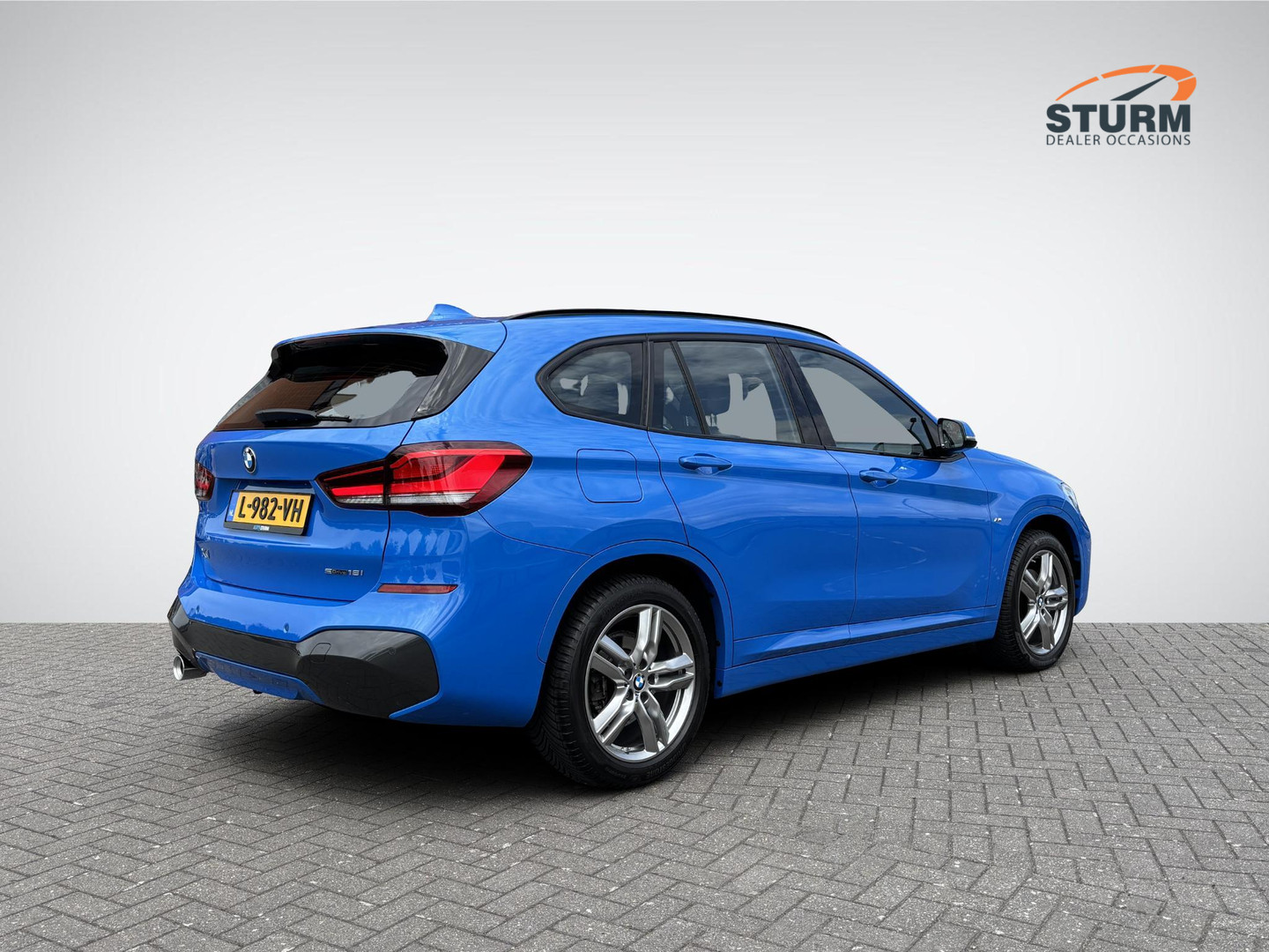 BMW BMW
