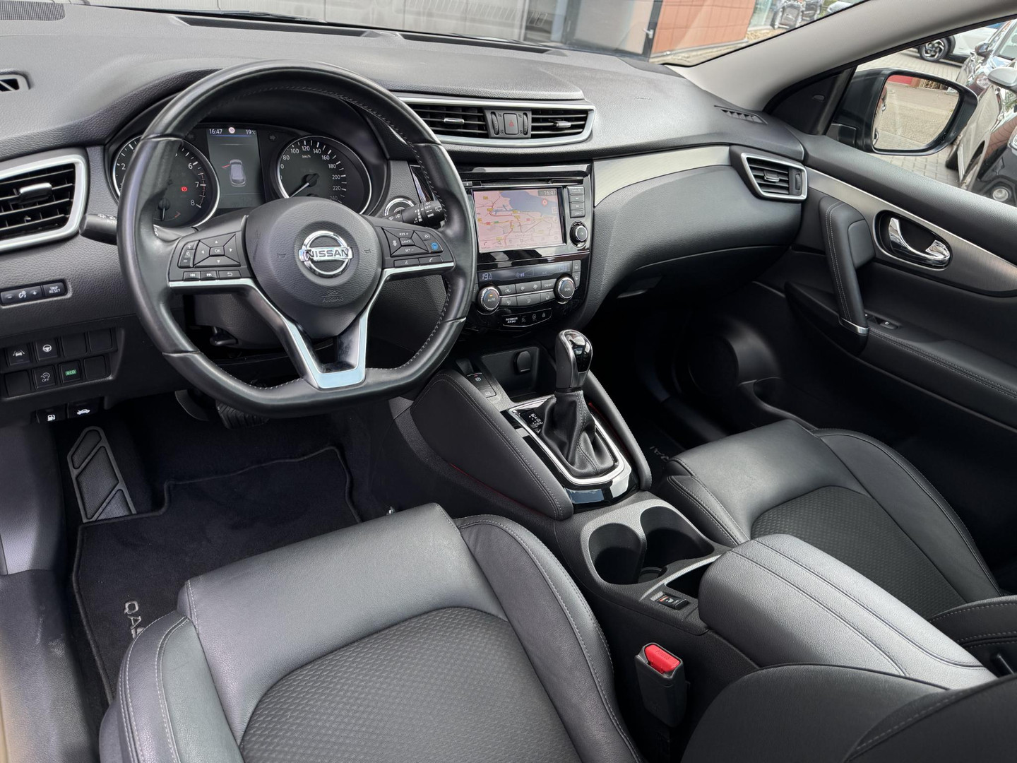 Nissan Nissan