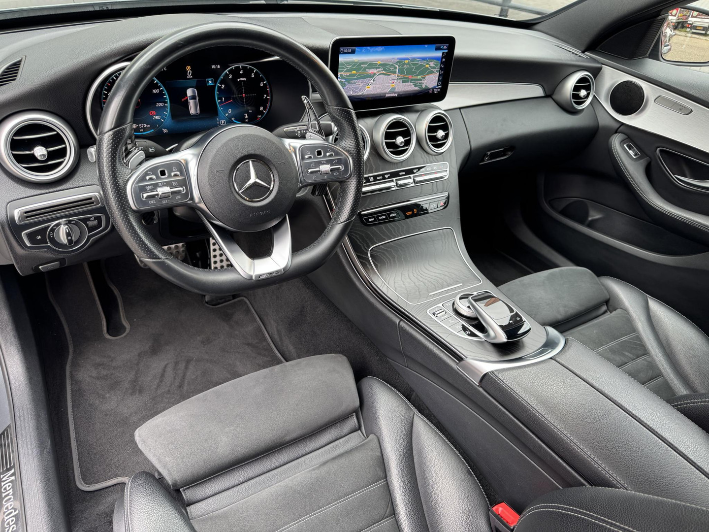 Mercedes-Benz Mercedes-Benz