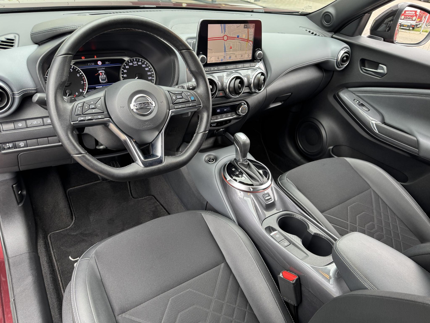 Nissan Nissan