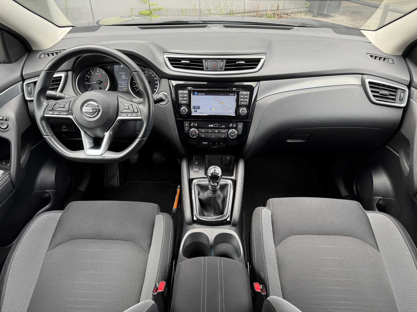 Nissan Nissan