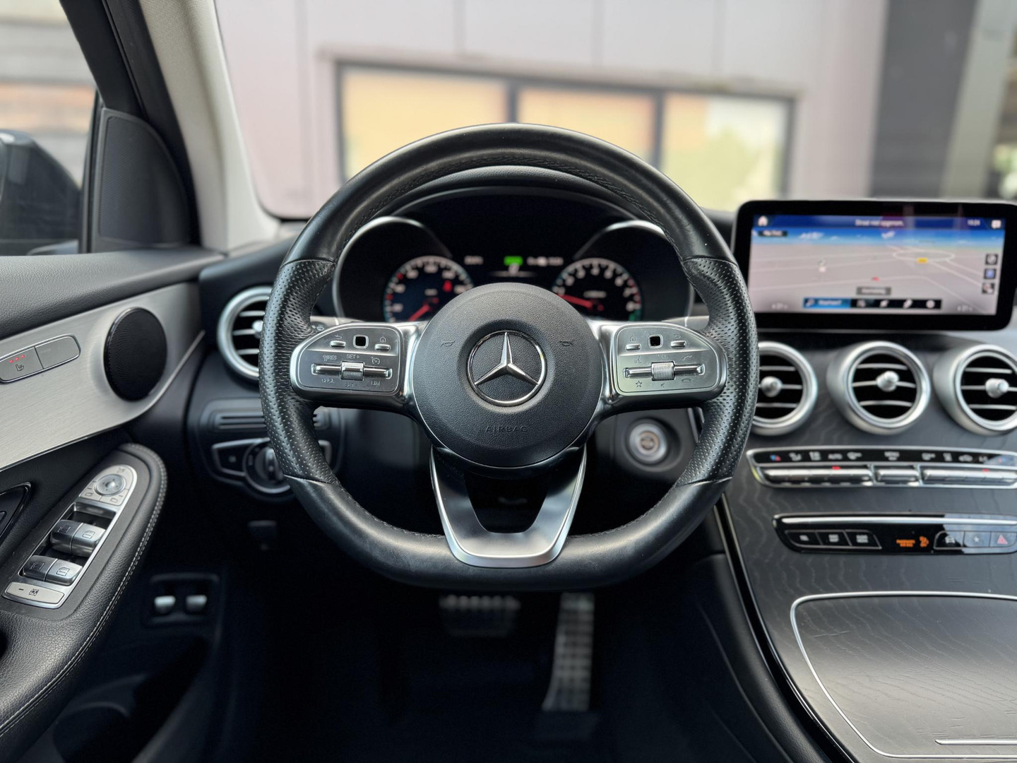 Mercedes-Benz Mercedes-Benz