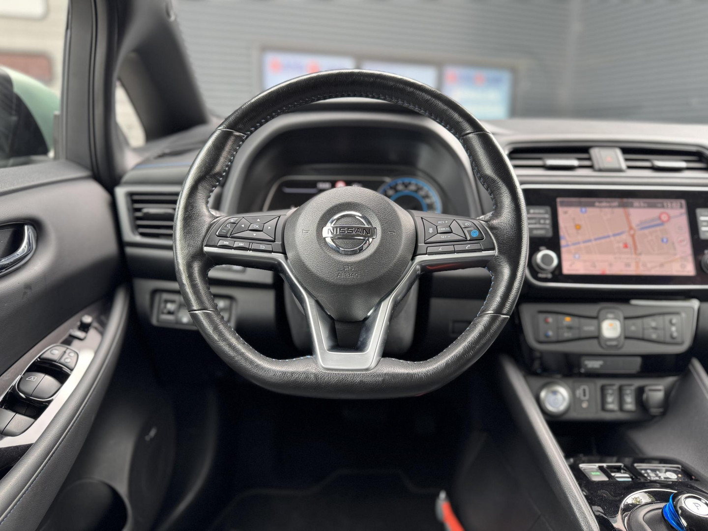 Nissan Nissan