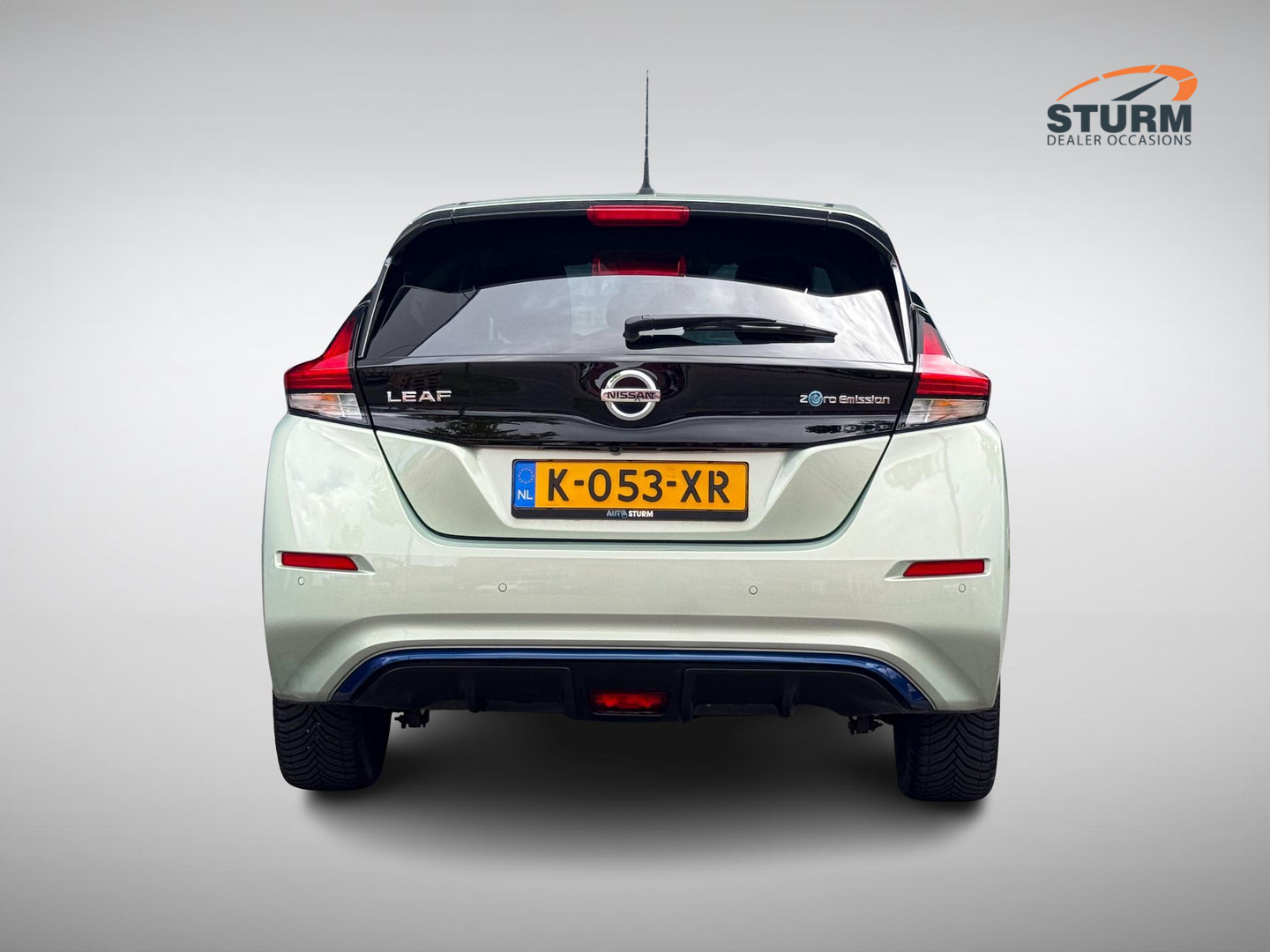 Nissan Nissan