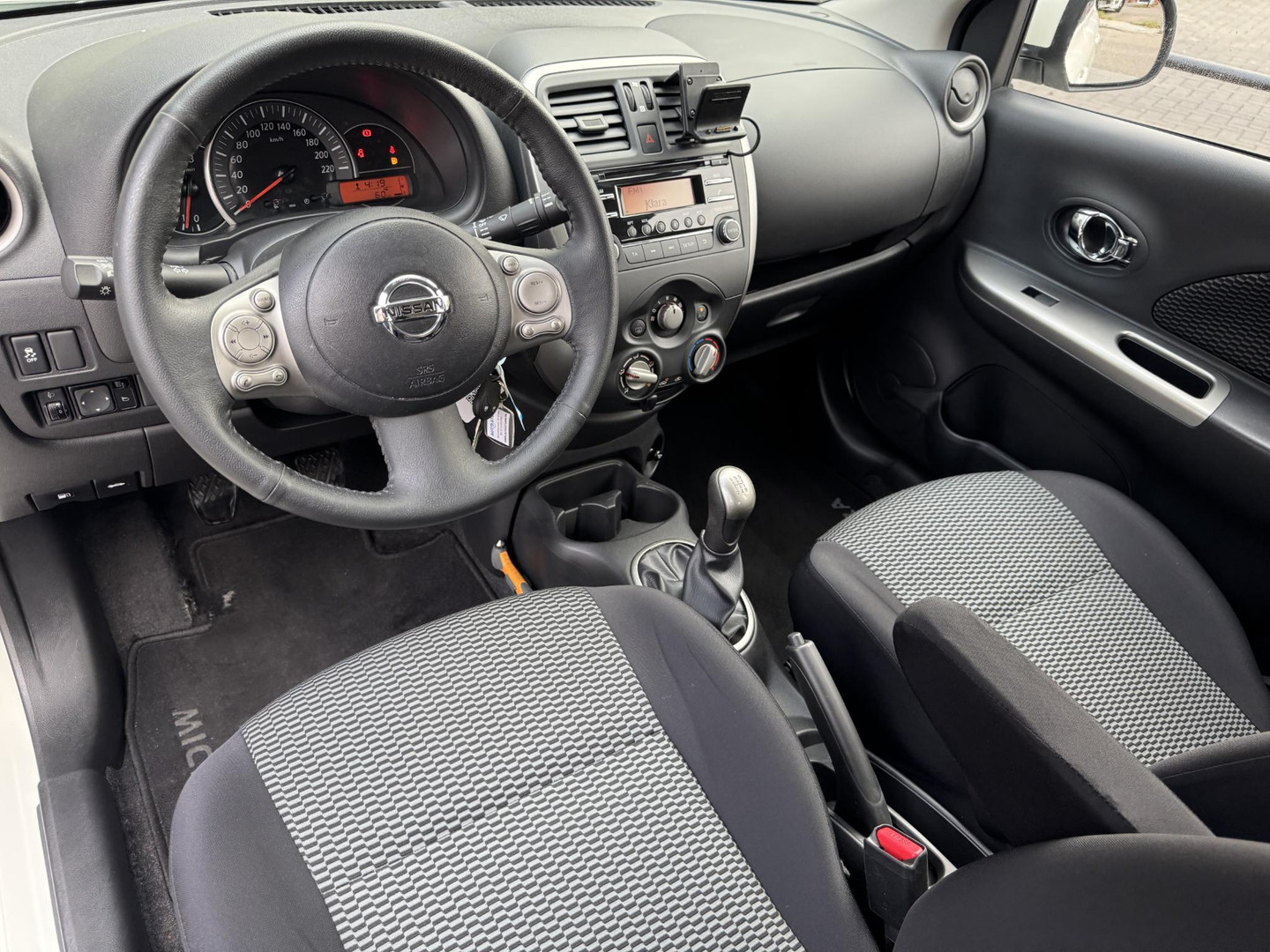 Nissan Nissan