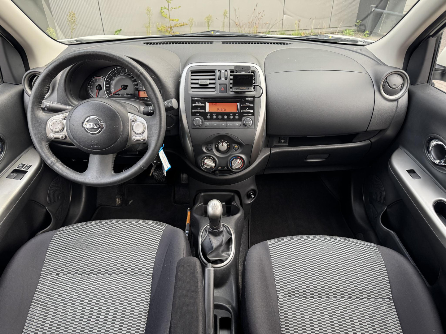 Nissan Nissan