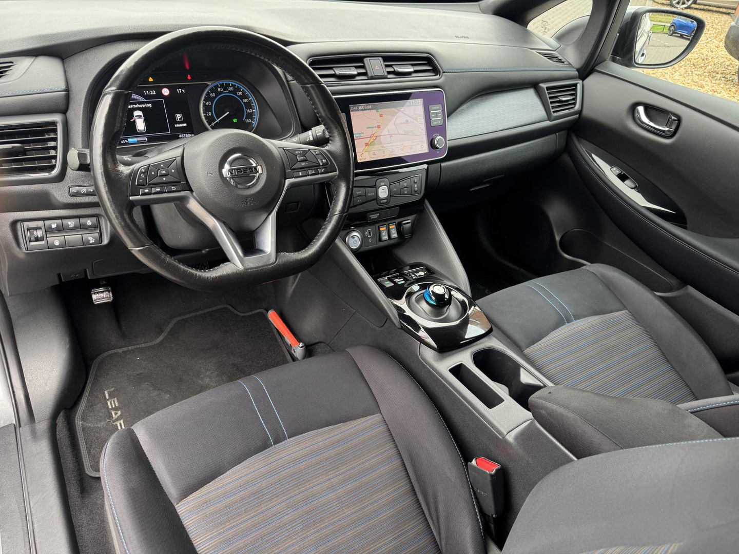 Nissan Nissan