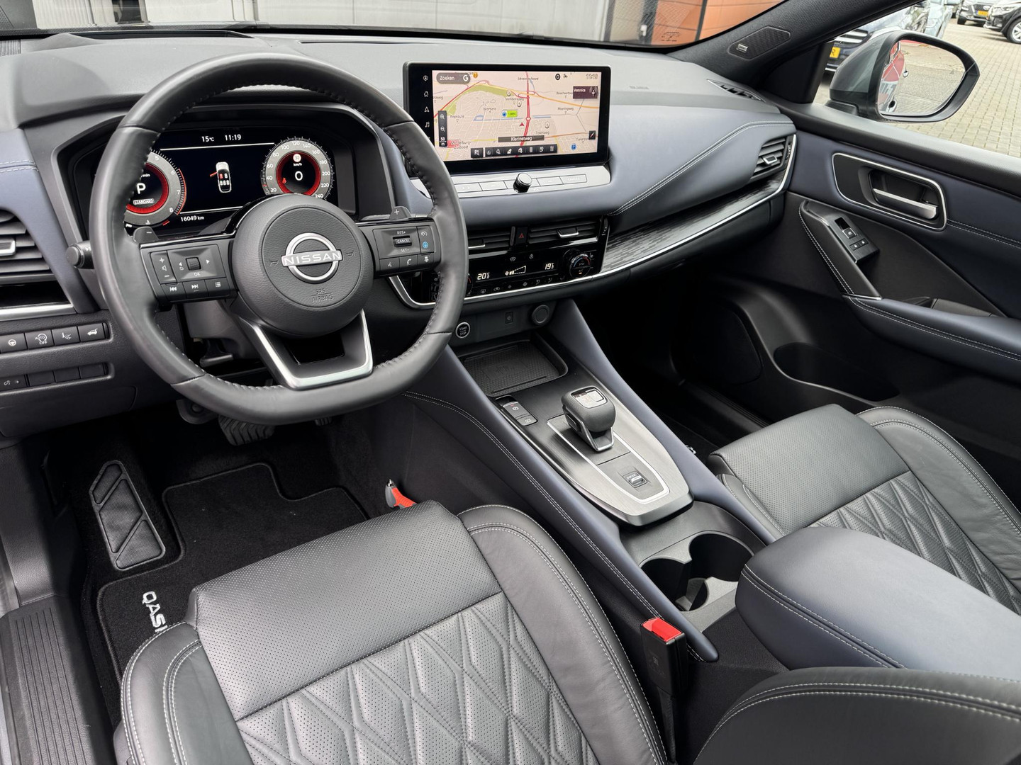 Nissan Nissan