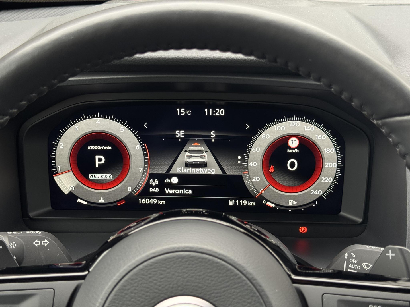 Nissan Nissan