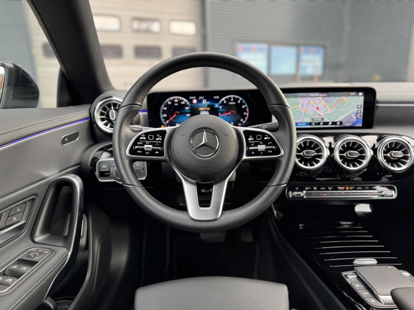 Mercedes-Benz Mercedes-Benz