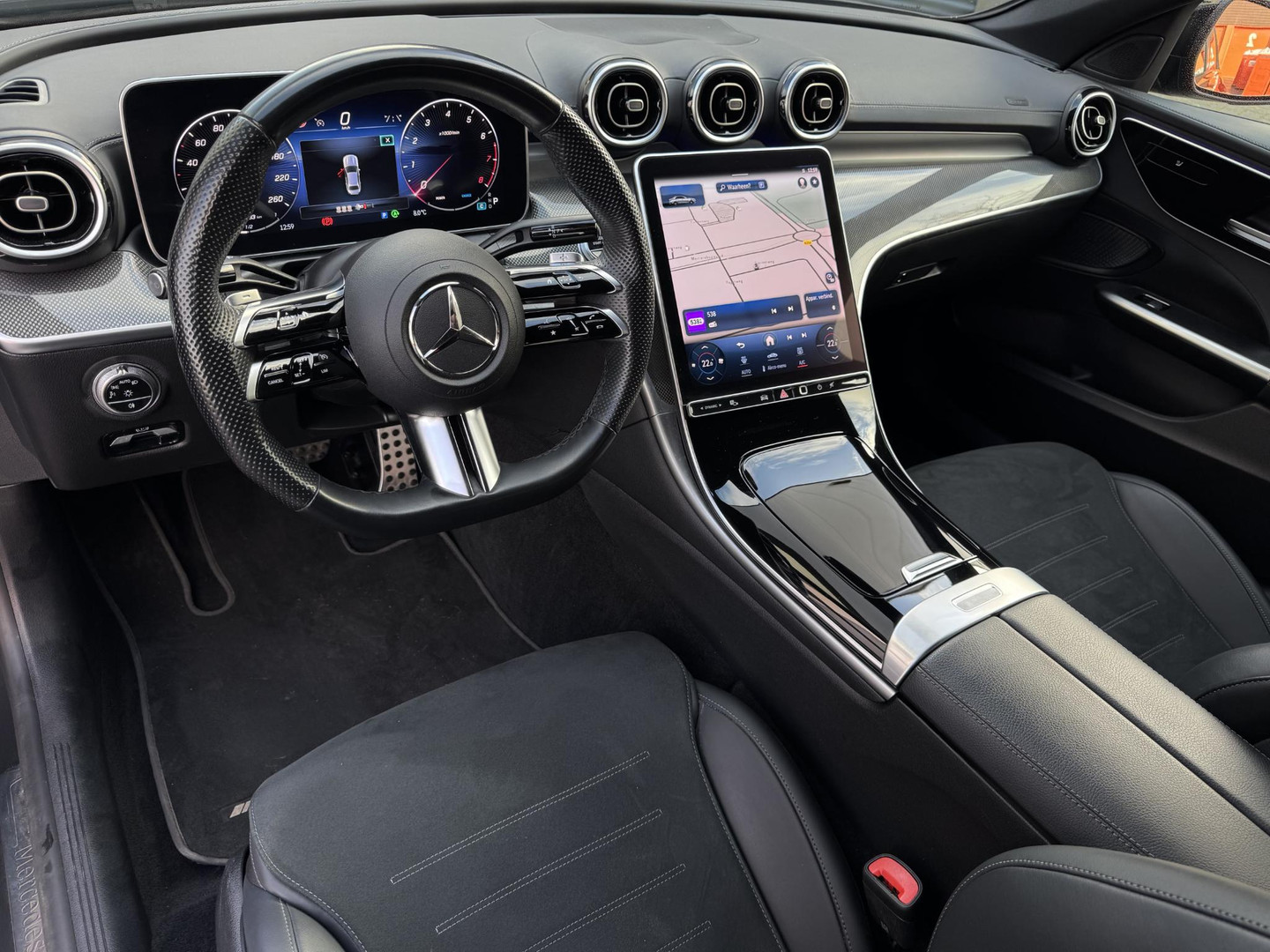 Mercedes-Benz Mercedes-Benz