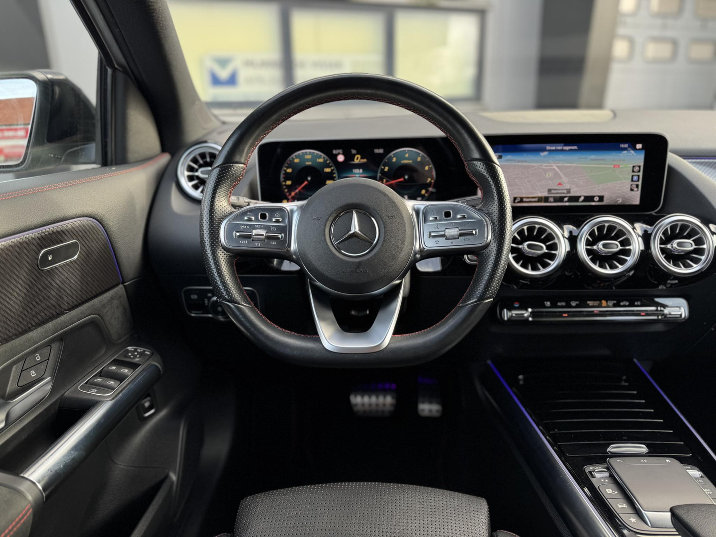 Mercedes-Benz Mercedes-Benz