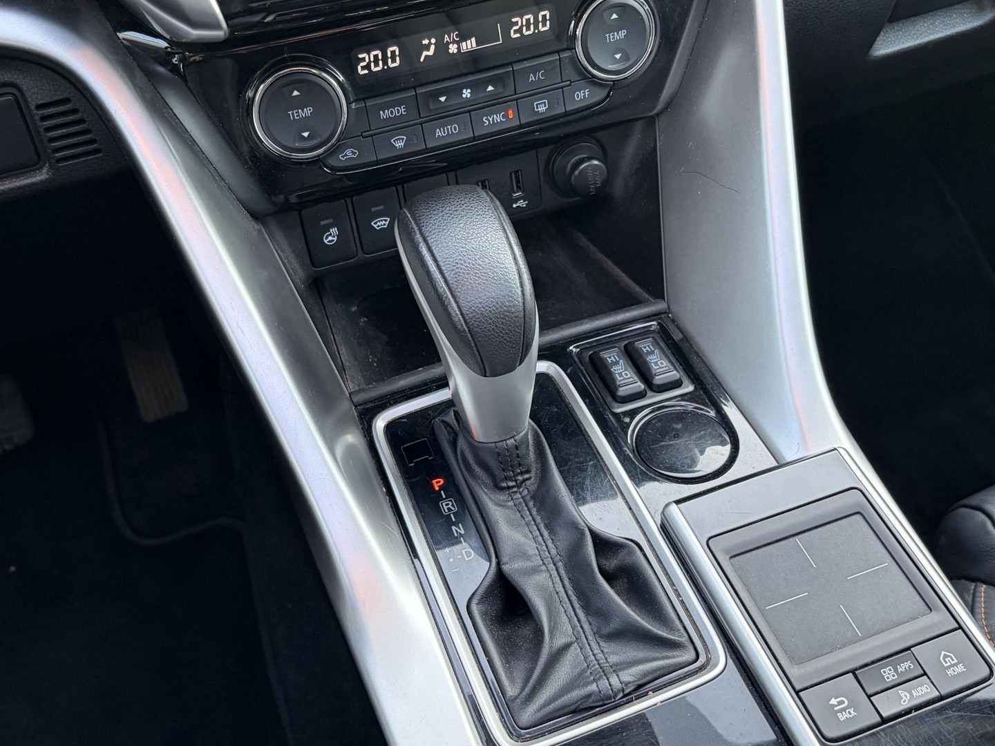 Mitsubishi Mitsubishi