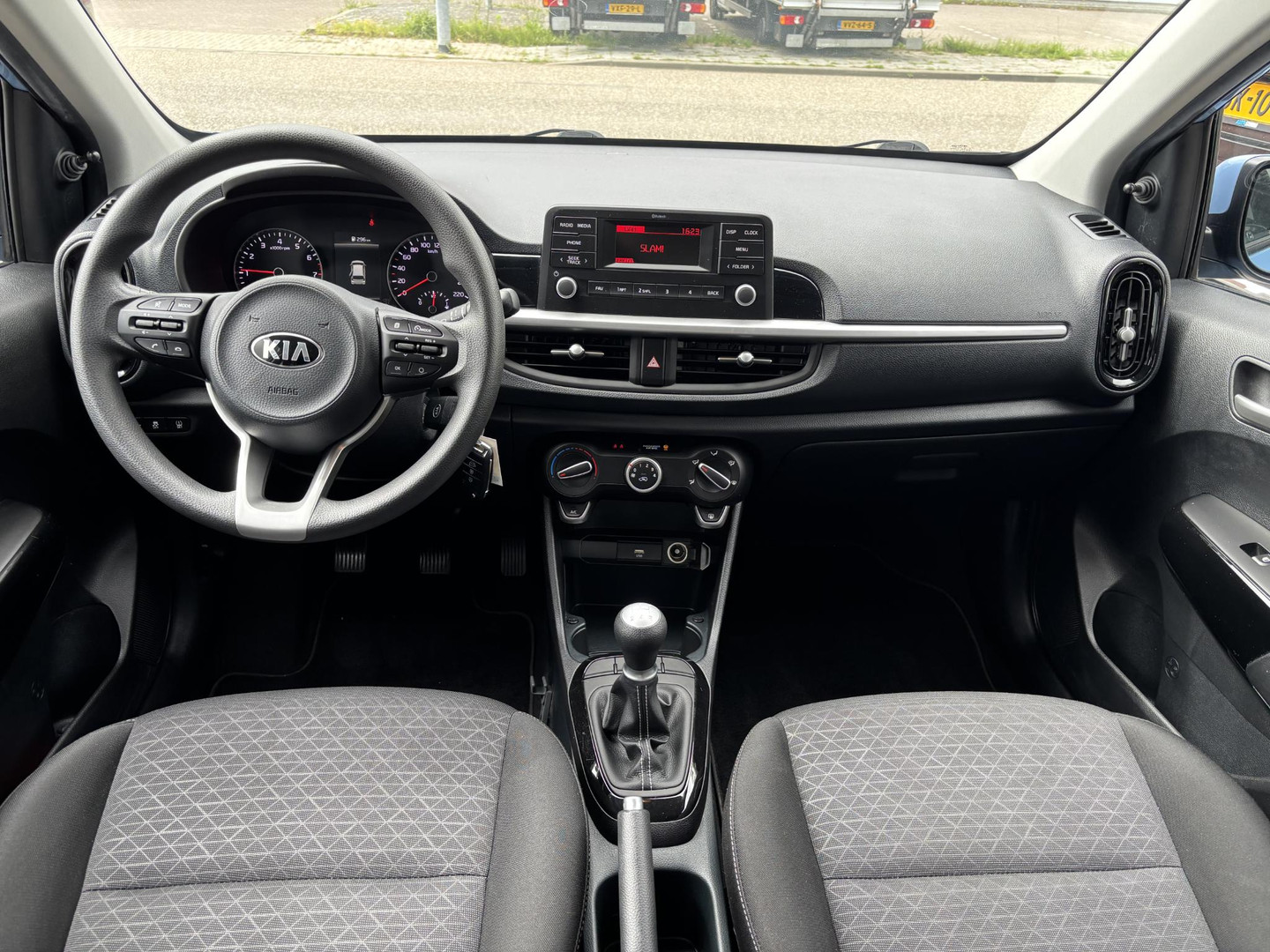 Kia
