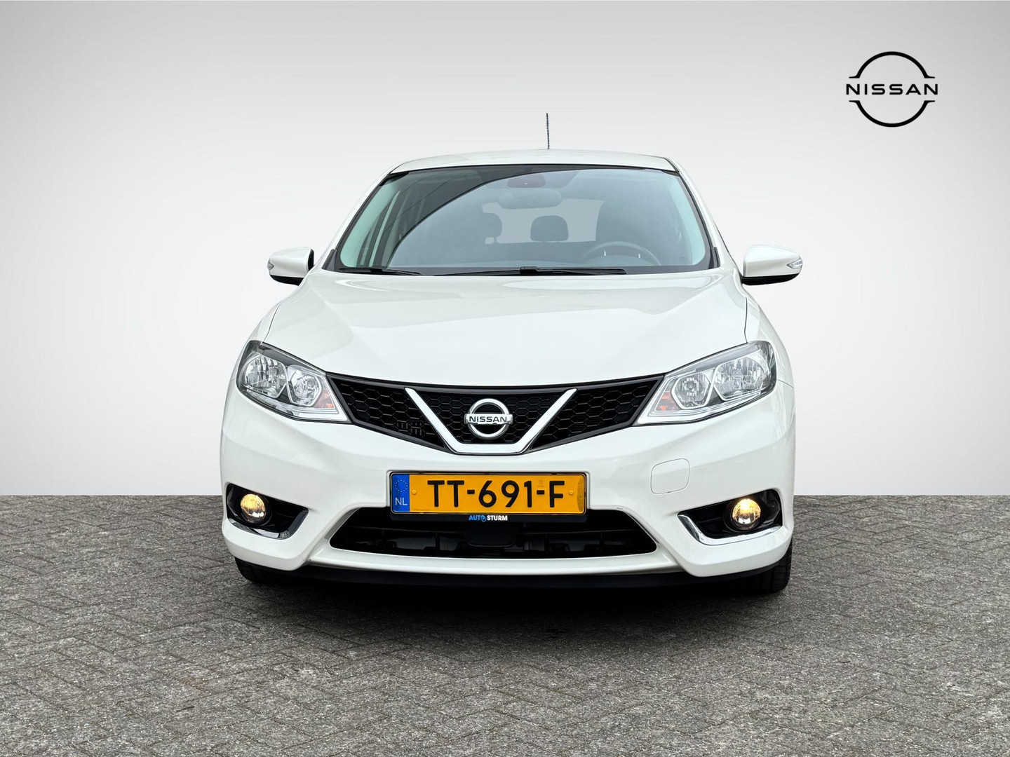 Nissan Nissan