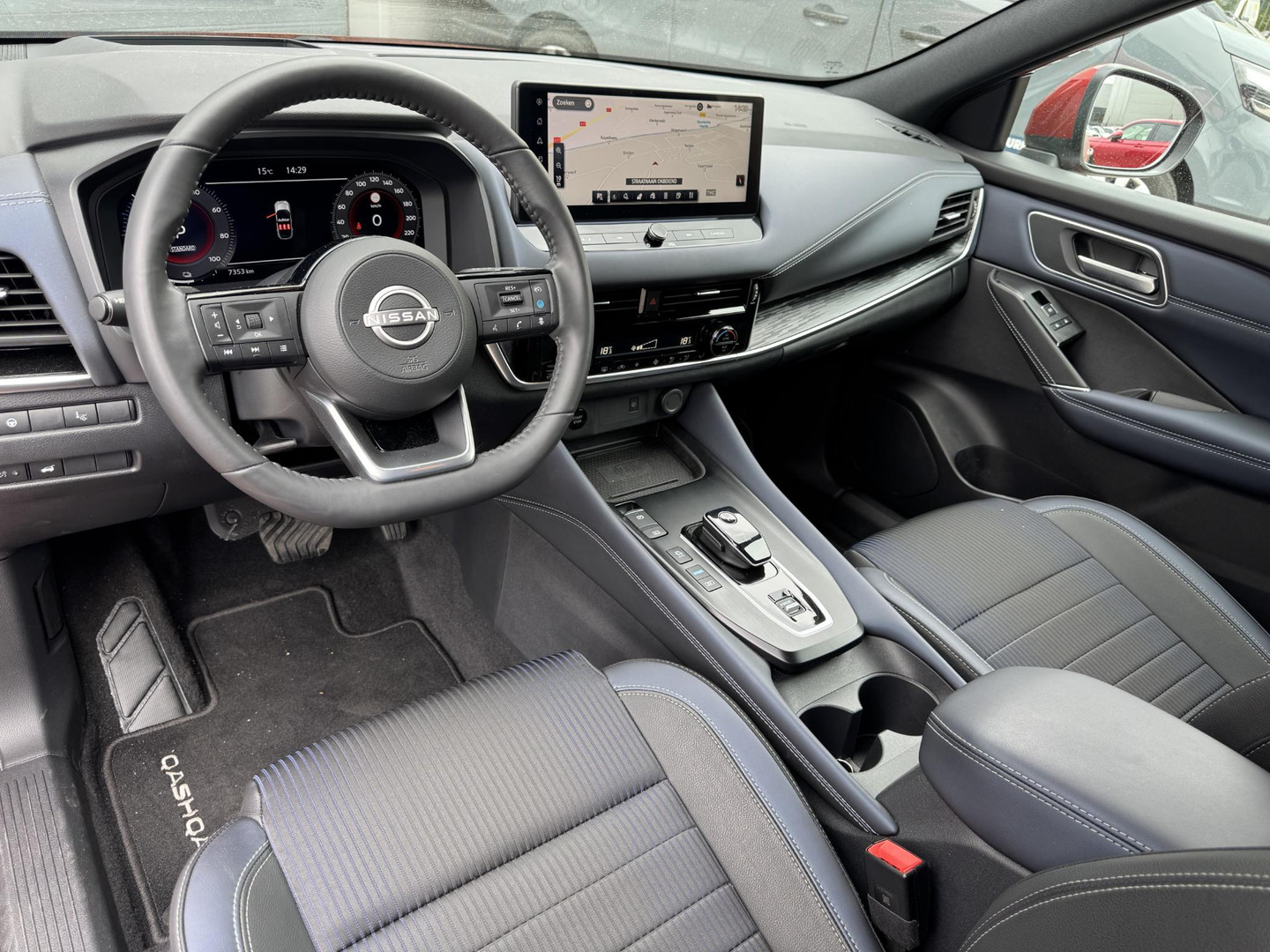Nissan Nissan
