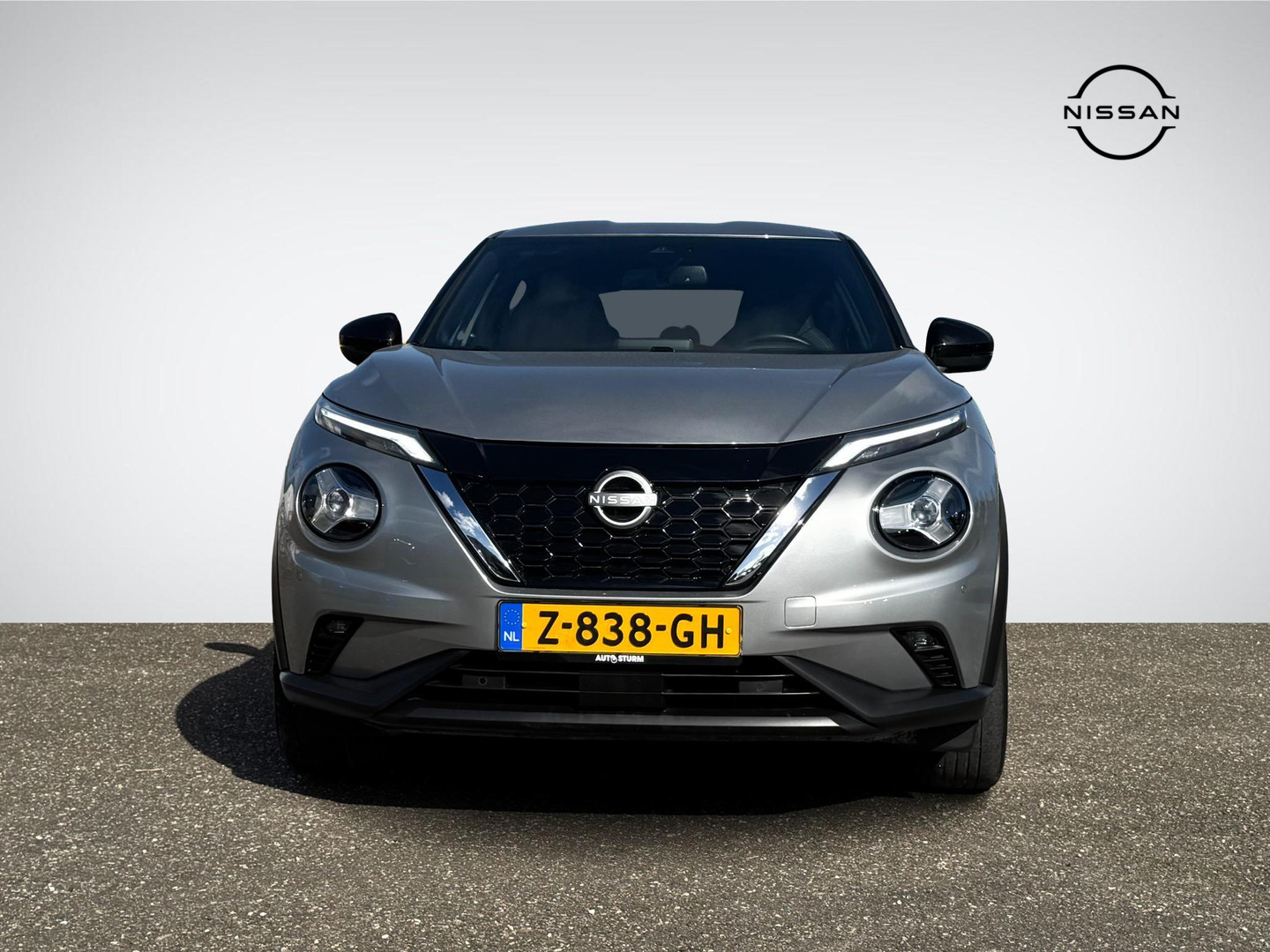 Nissan Nissan