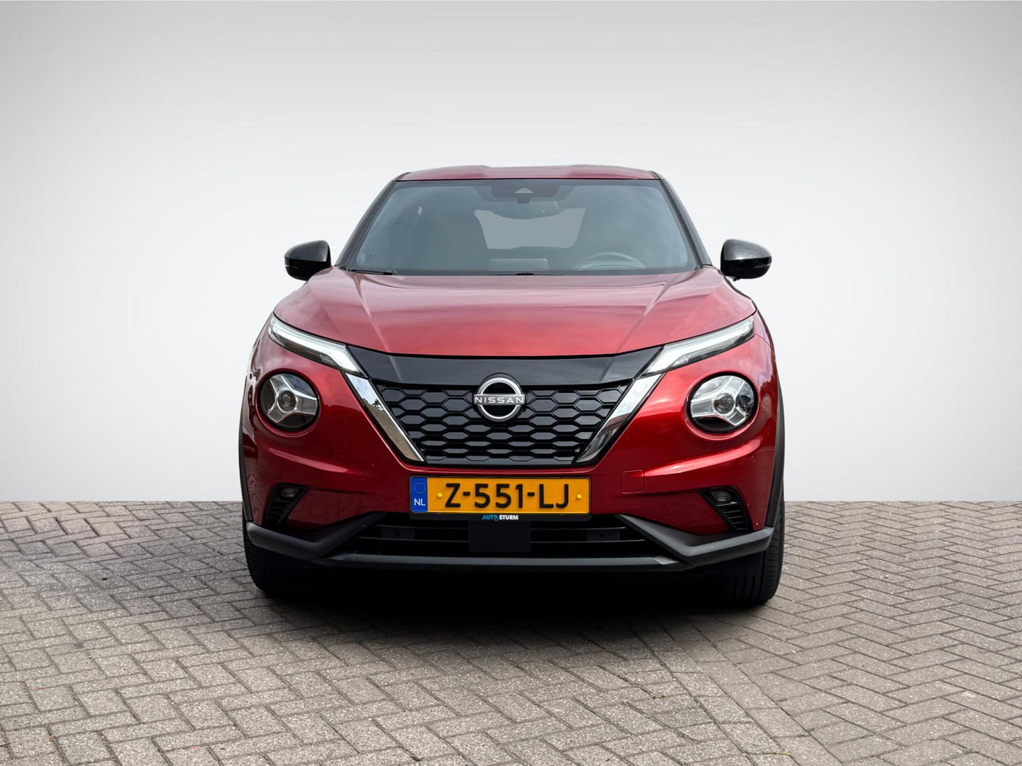 Nissan Nissan