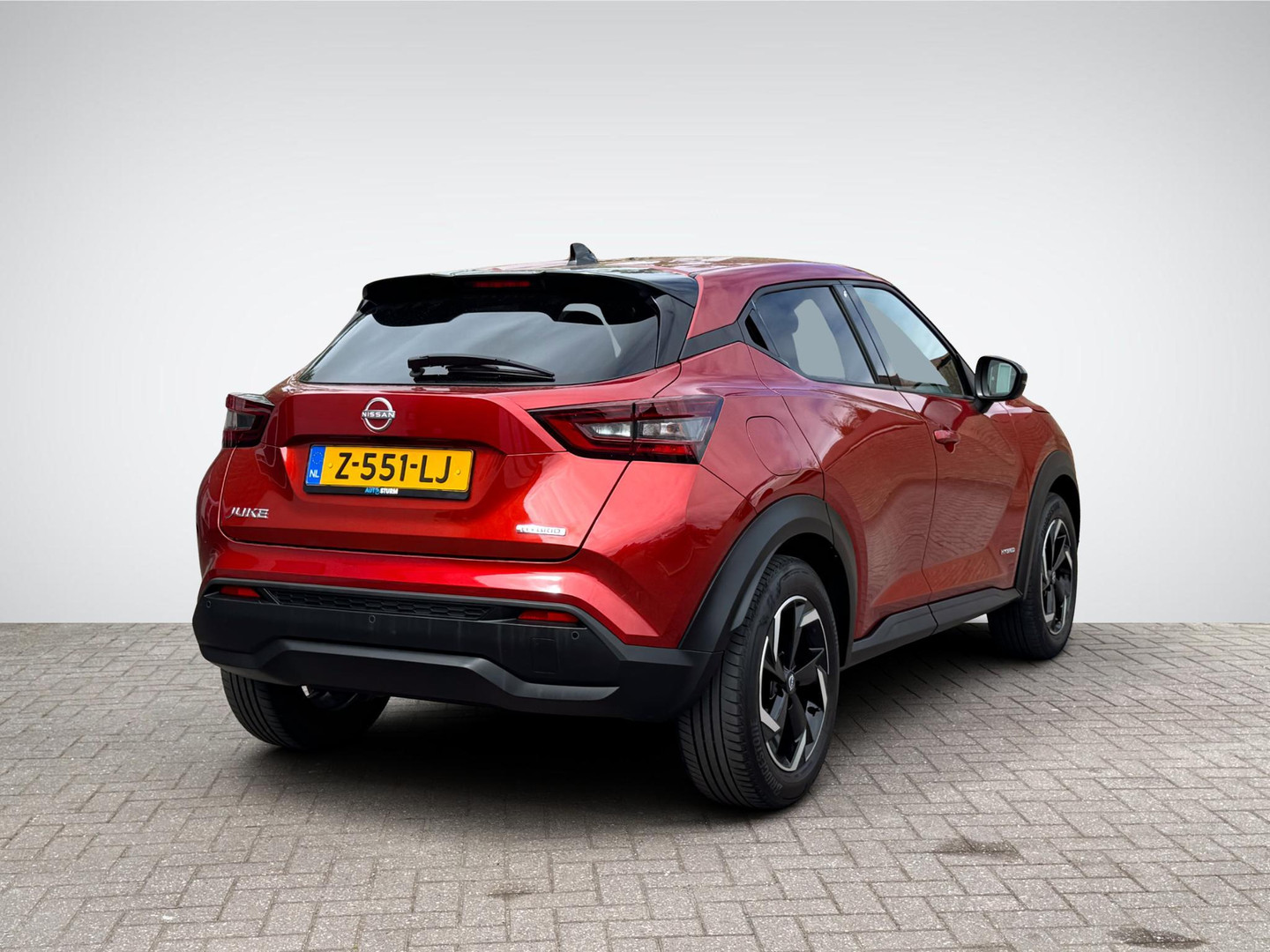 Nissan Nissan