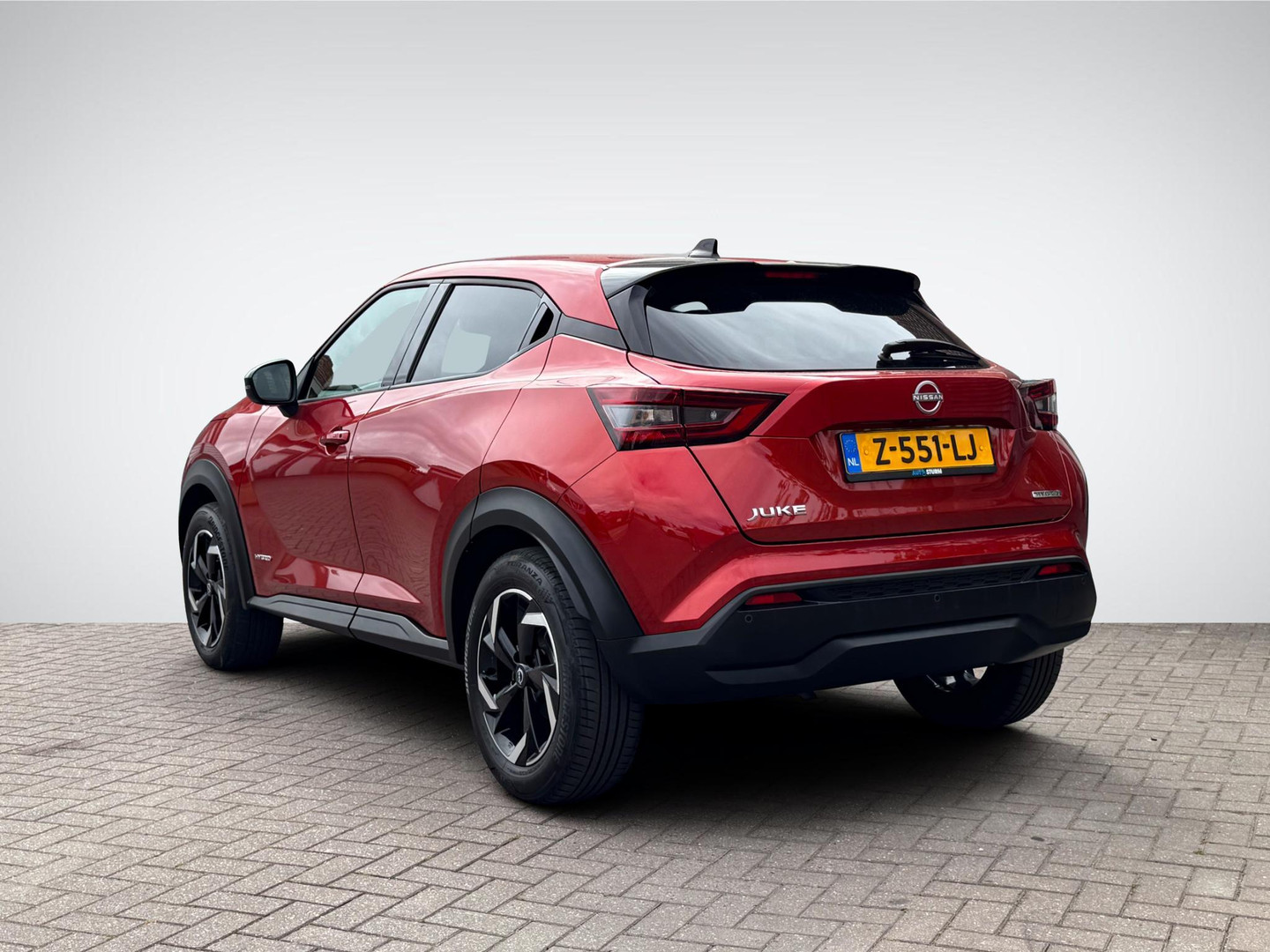 Nissan Nissan