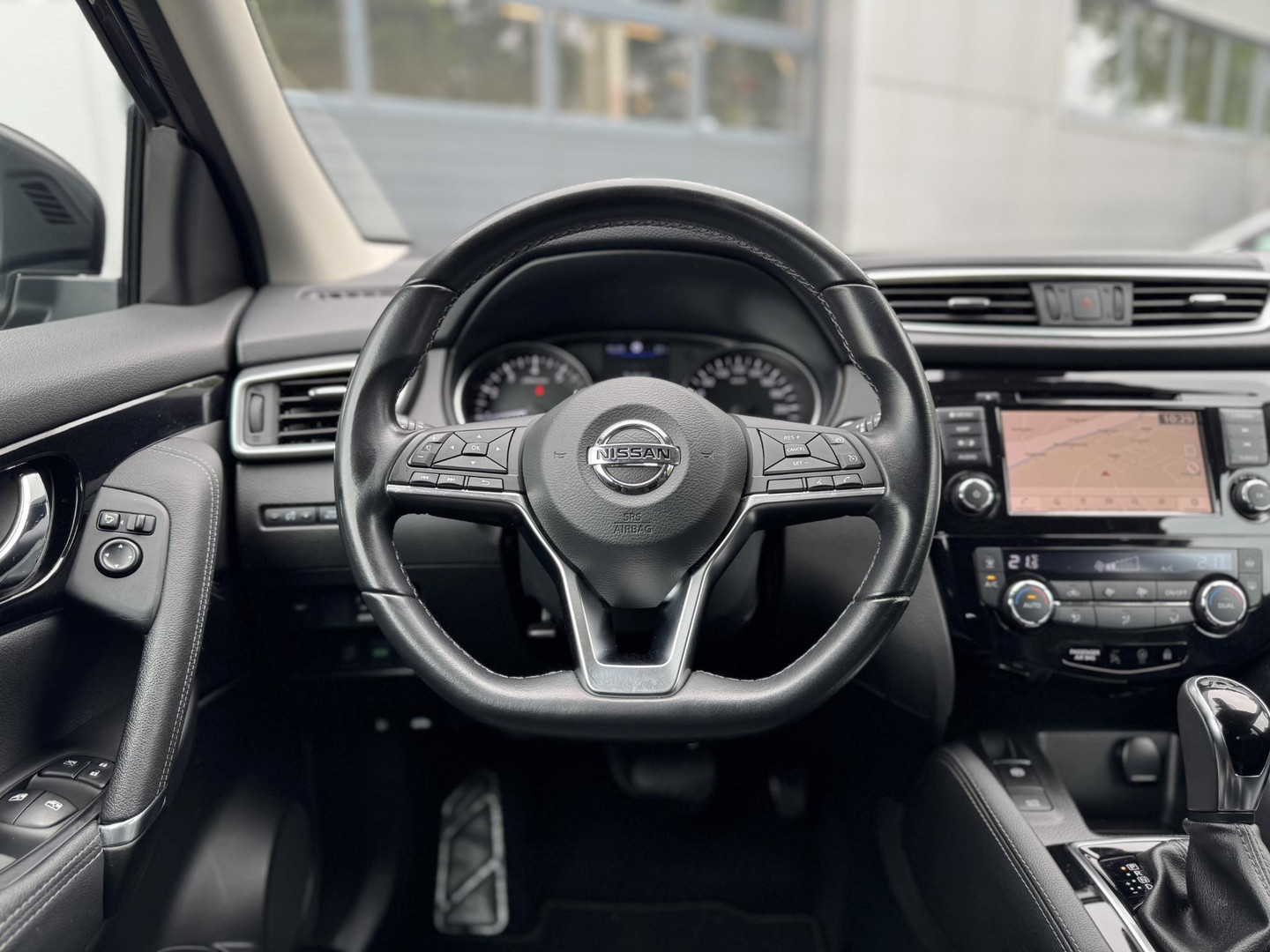 Nissan Nissan