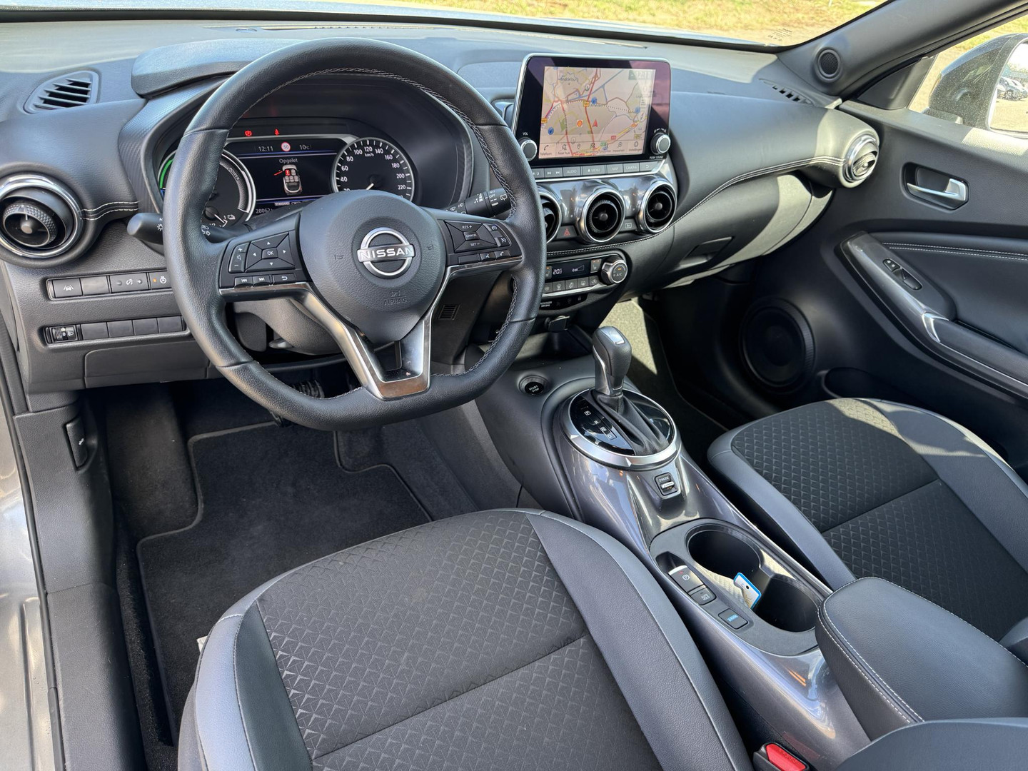 Nissan Nissan