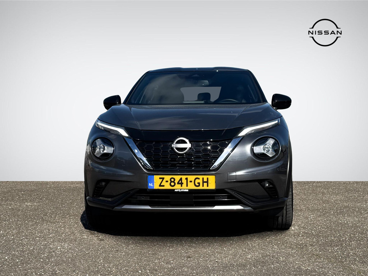 Nissan Nissan