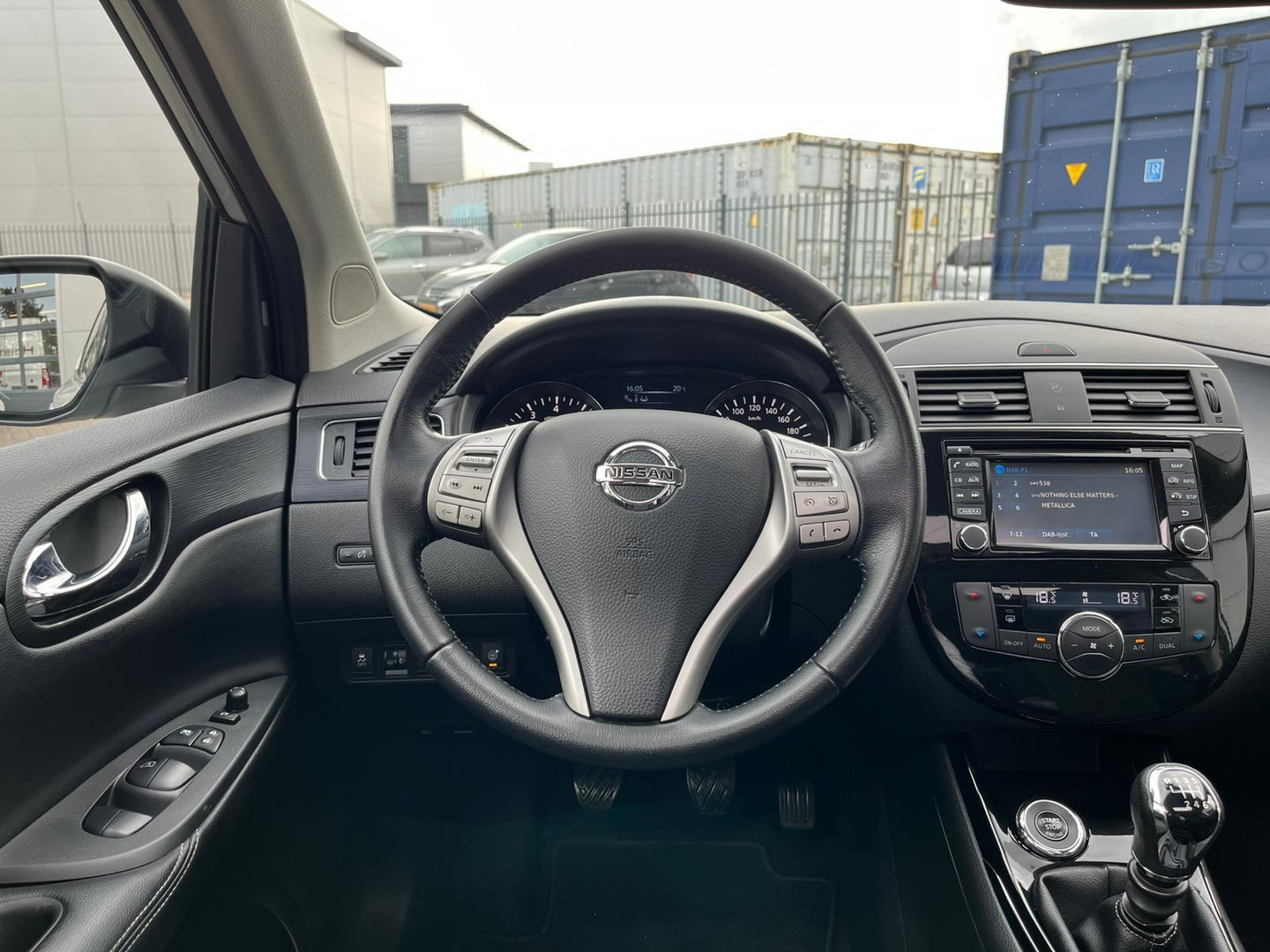 Nissan Nissan
