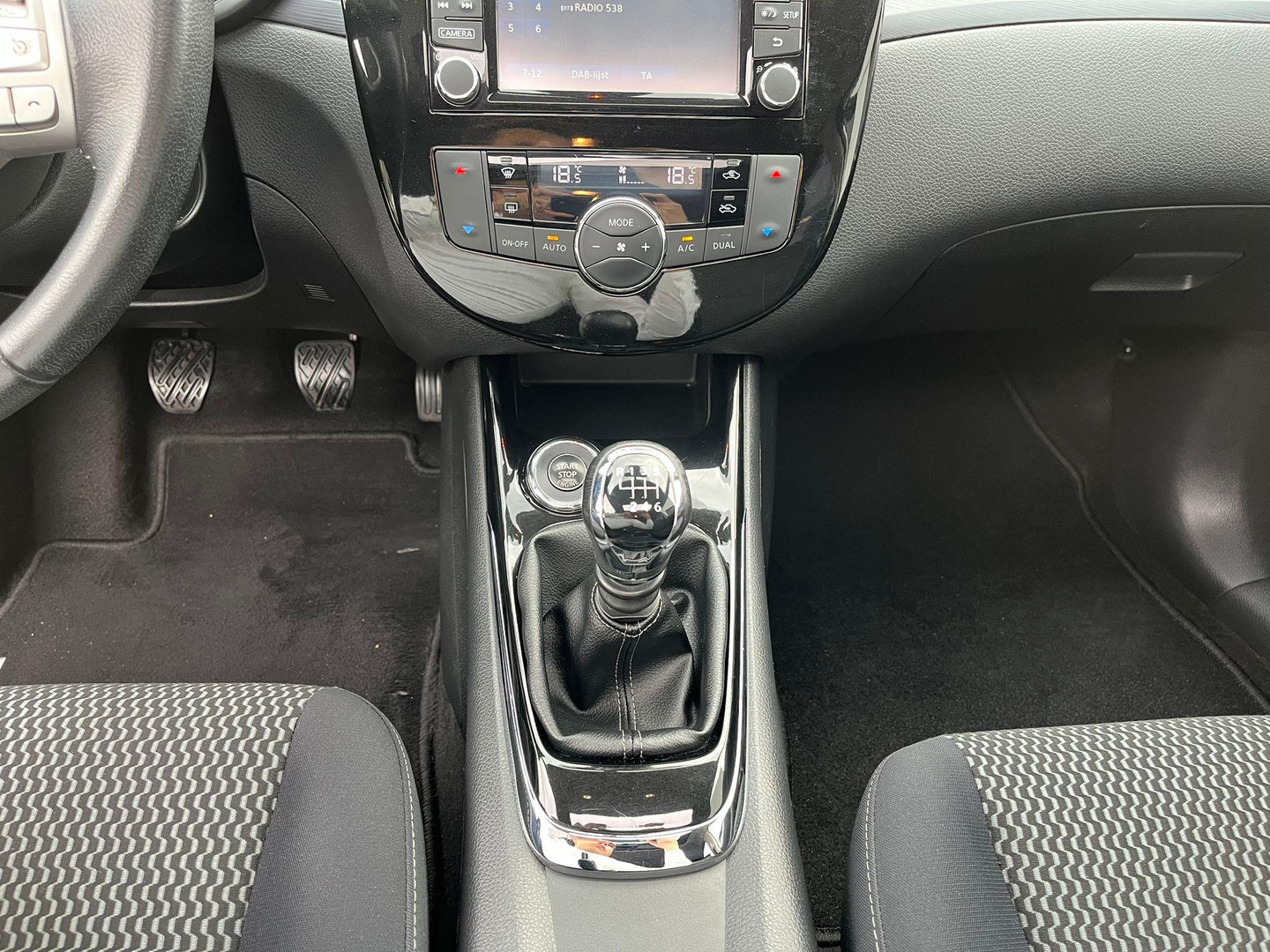 Nissan Nissan