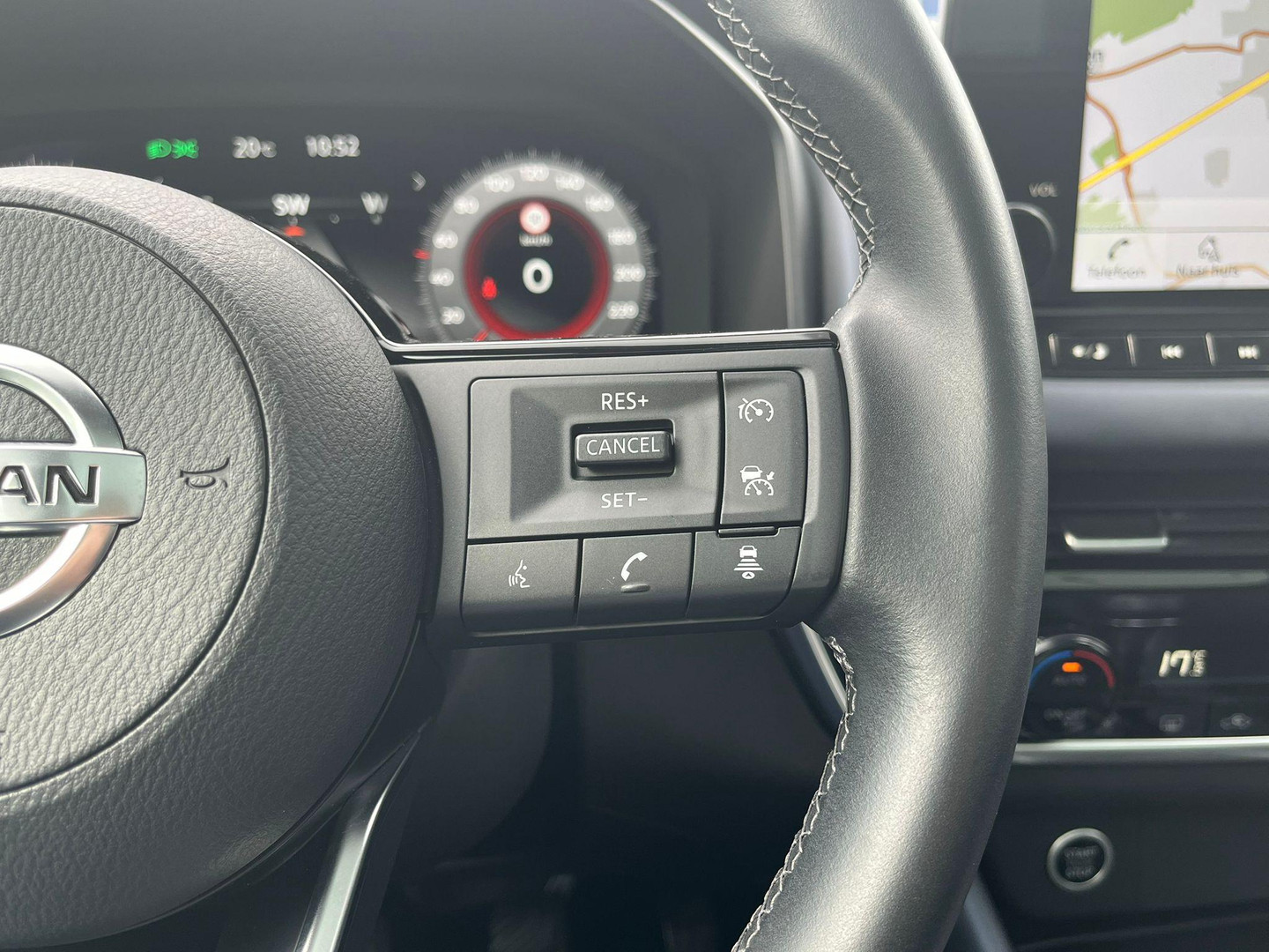 Nissan Nissan