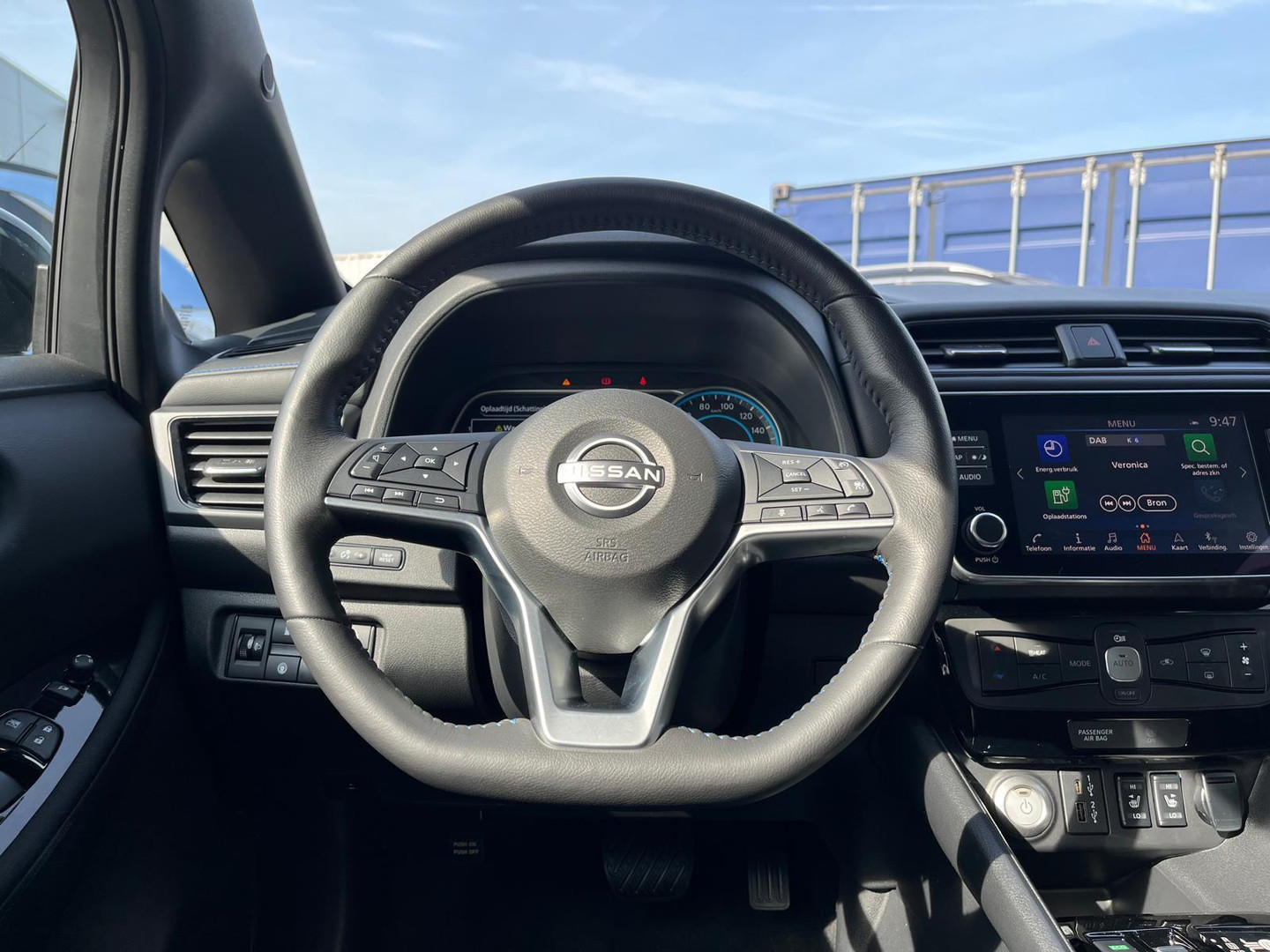 Nissan Nissan