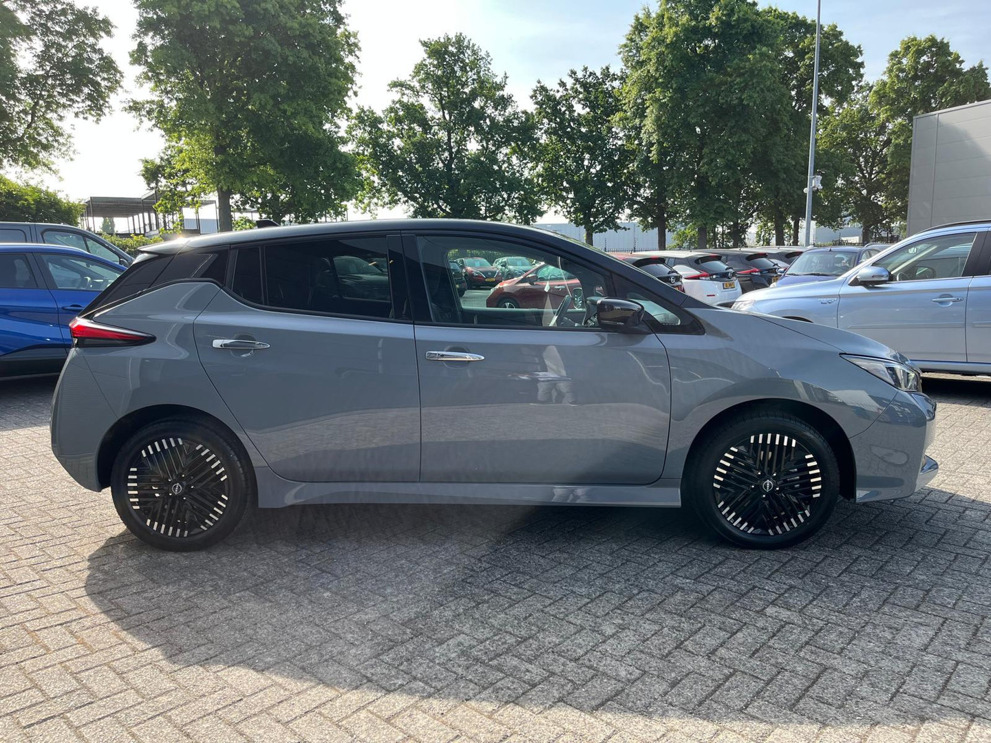 Nissan Nissan