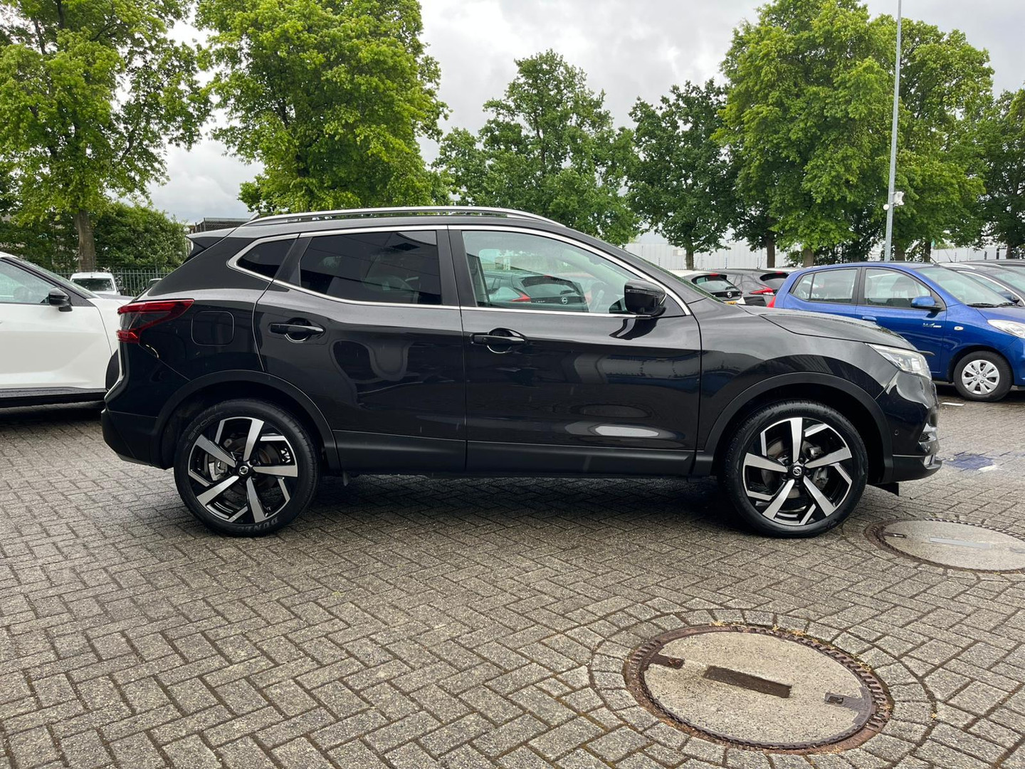 Nissan Nissan