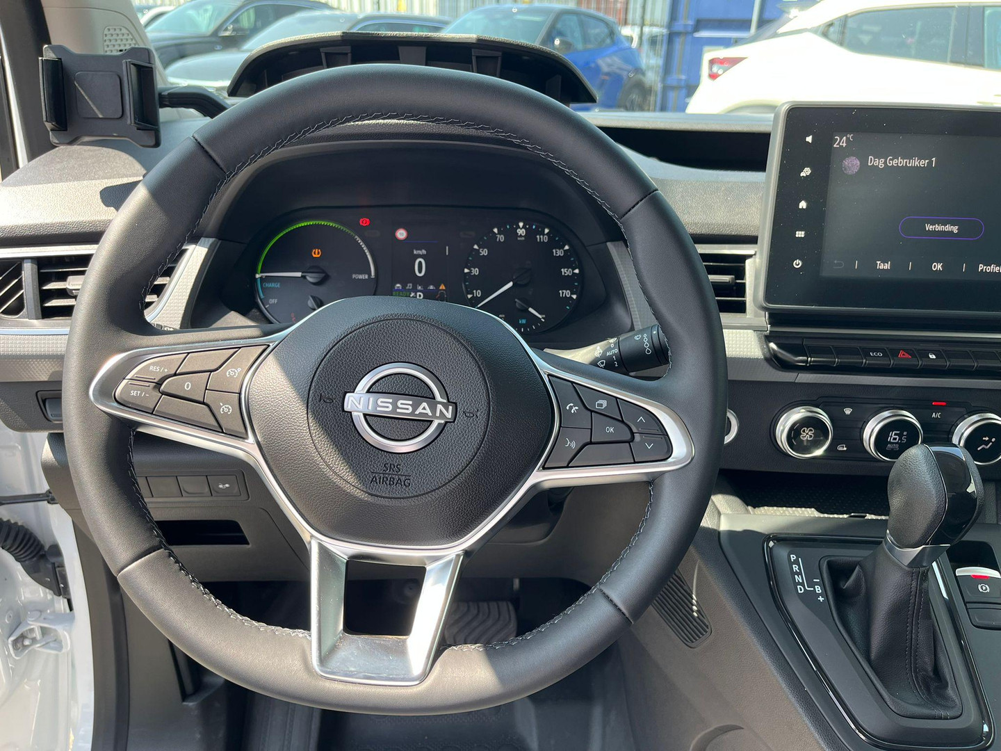 Nissan Nissan