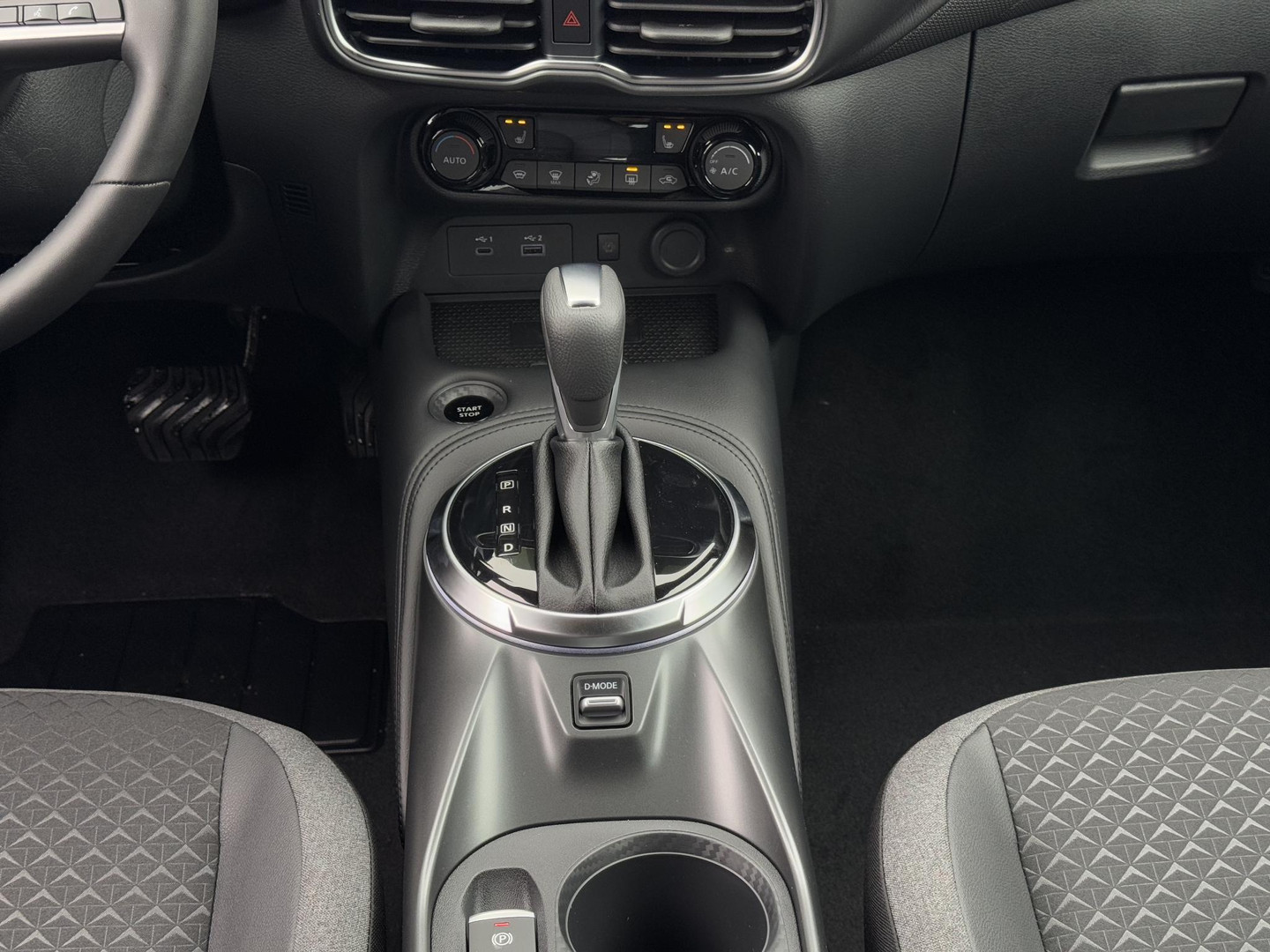 Nissan Nissan