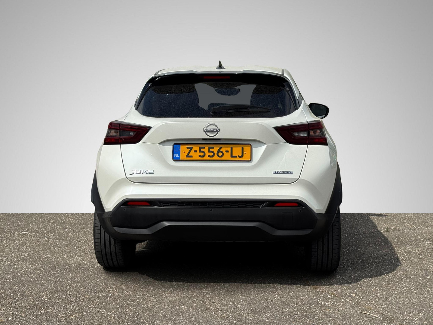 Nissan Nissan