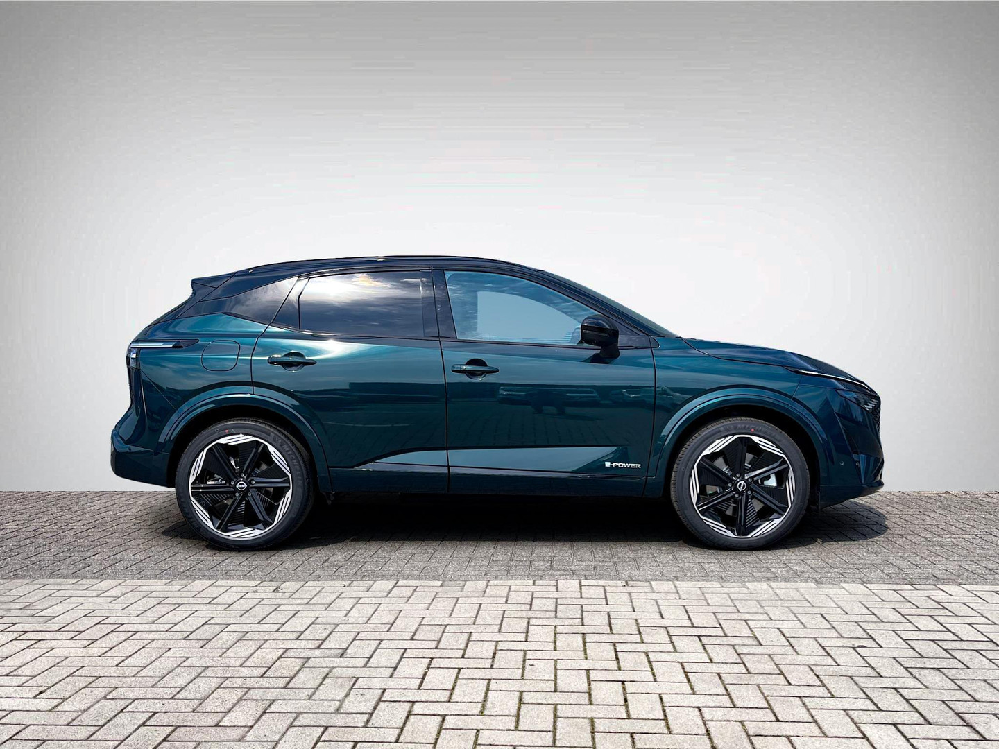 Nissan Nissan