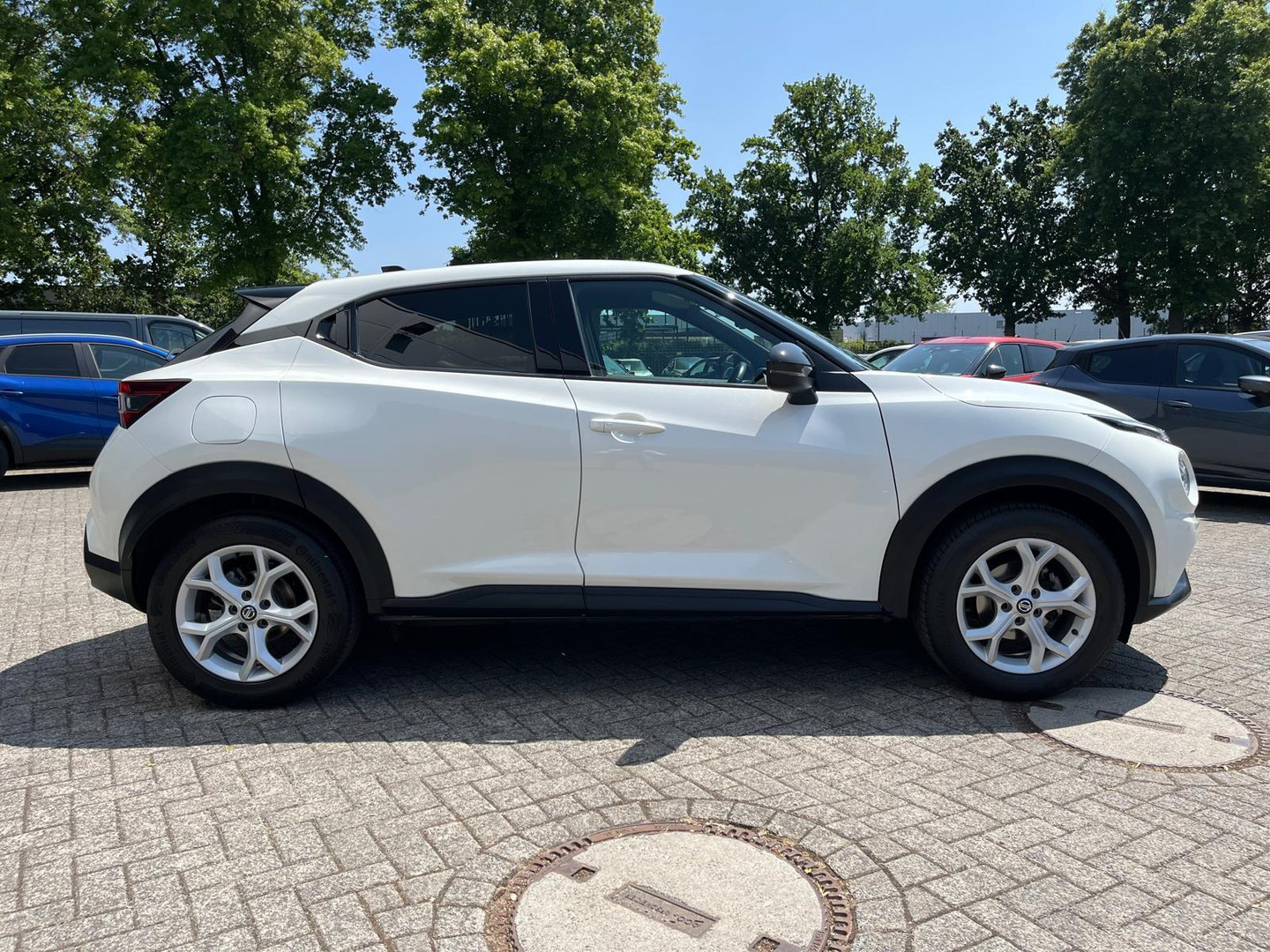 Nissan Nissan