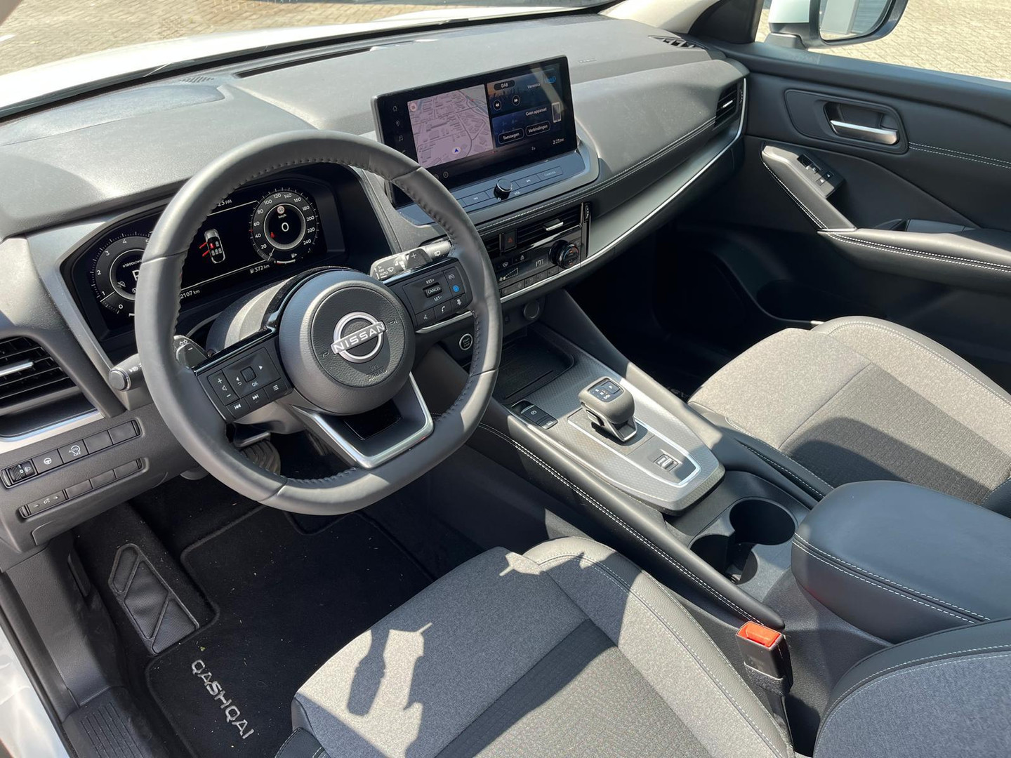 Nissan Nissan
