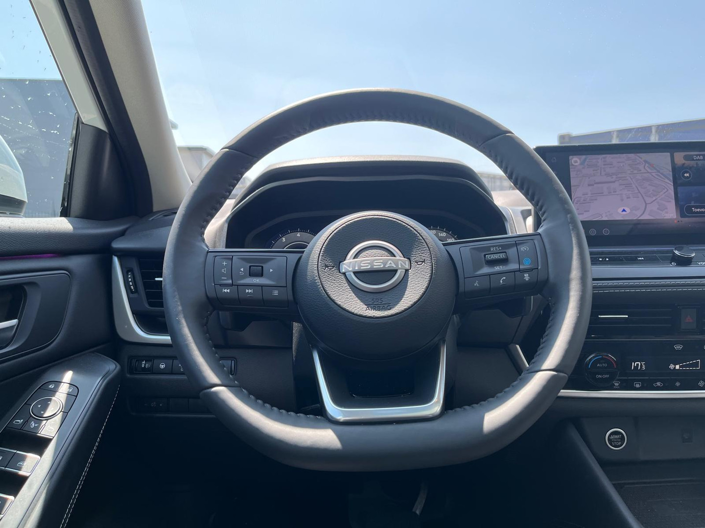 Nissan Nissan