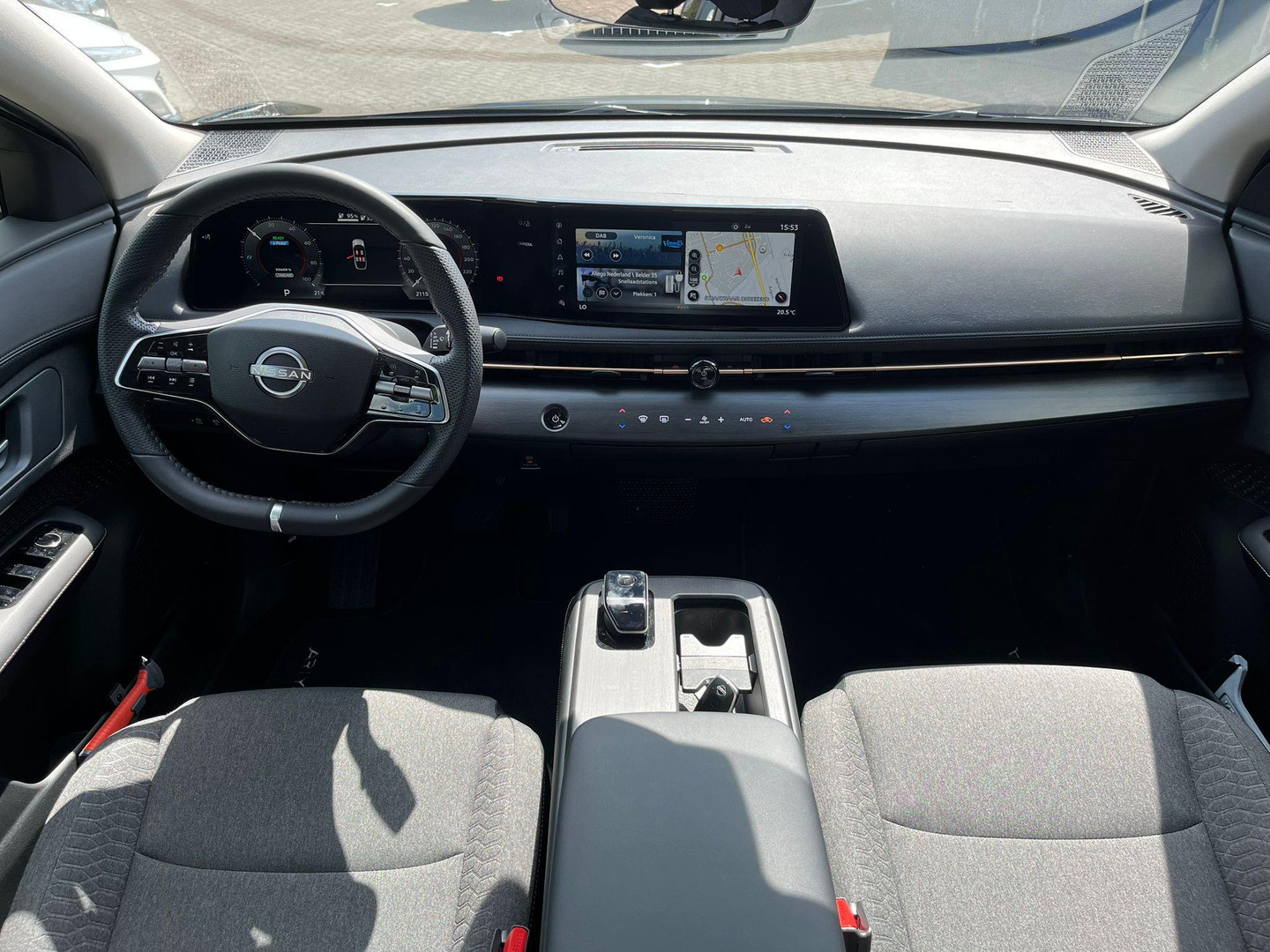 Nissan Nissan